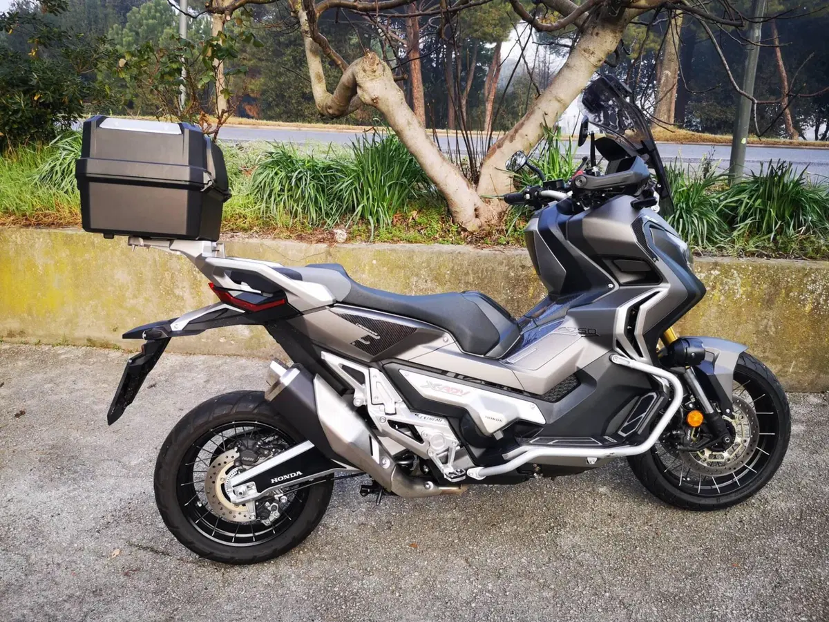 Honda X-ADV 750 Travel Edition (2017) (2)