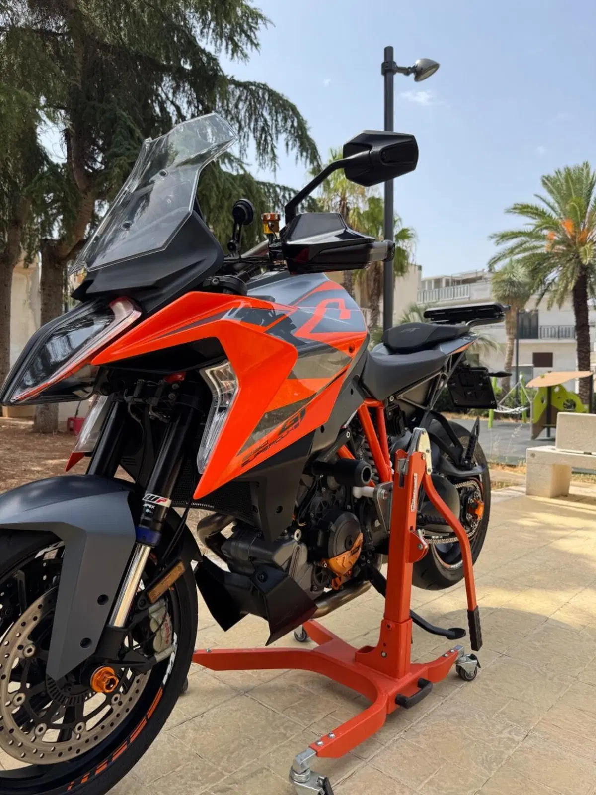 KTM 1290 Super Duke GT (2021 - 25) (3)