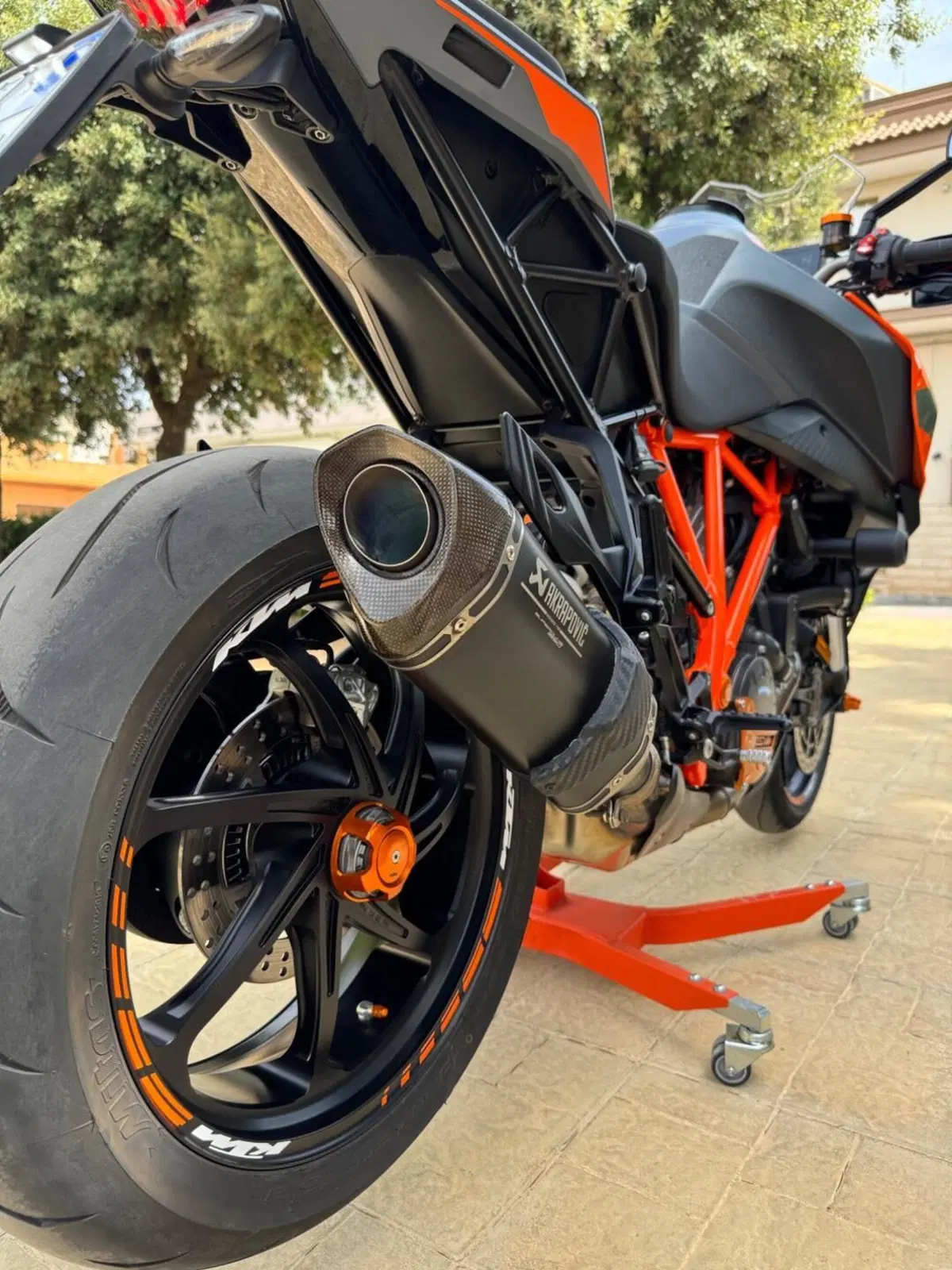 KTM 1290 Super Duke GT (2021 - 25) (4)