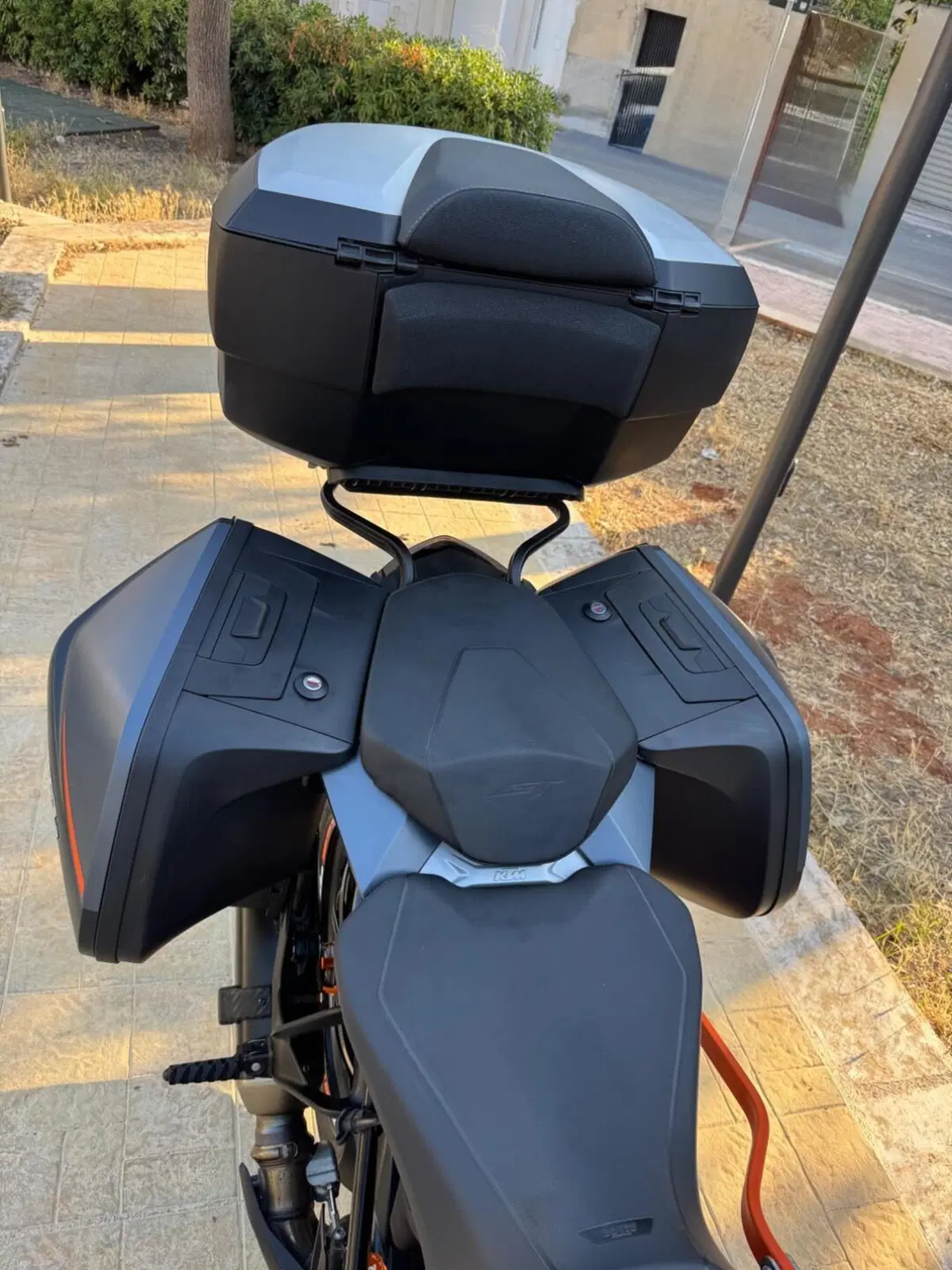 KTM 1290 Super Duke GT (2021 - 25) (11)