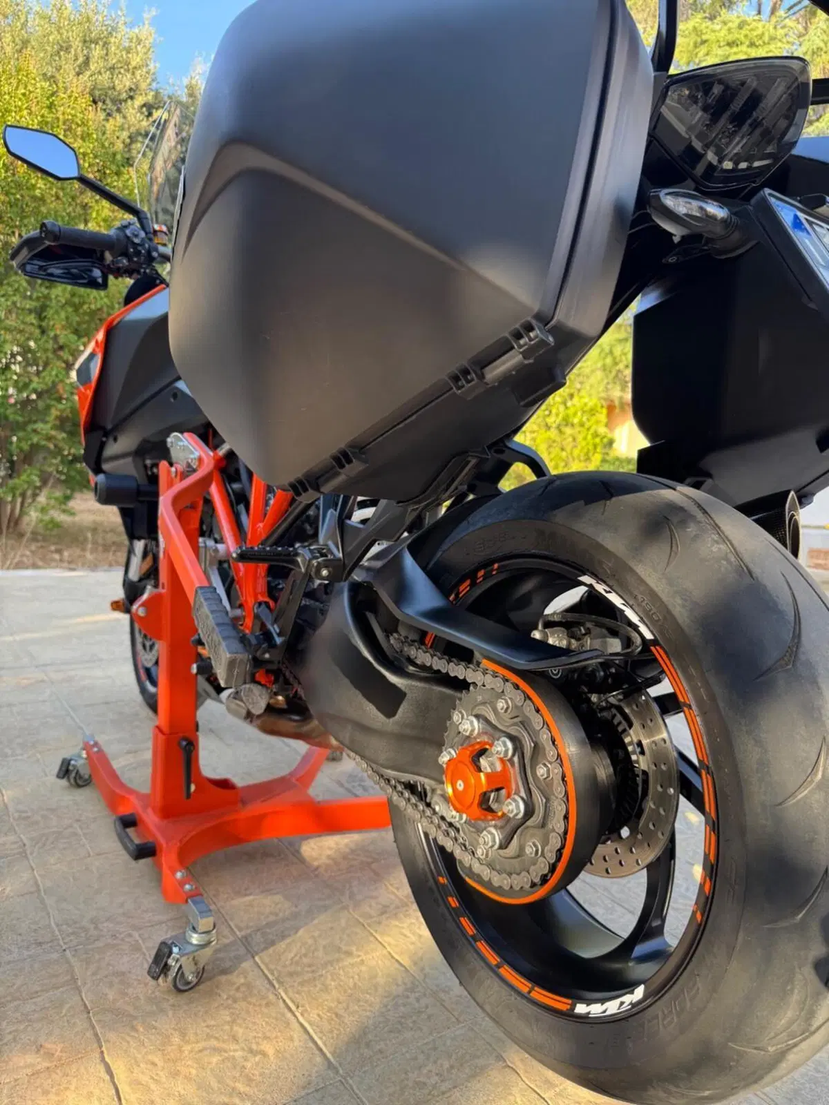 KTM 1290 Super Duke GT (2021 - 25) (16)