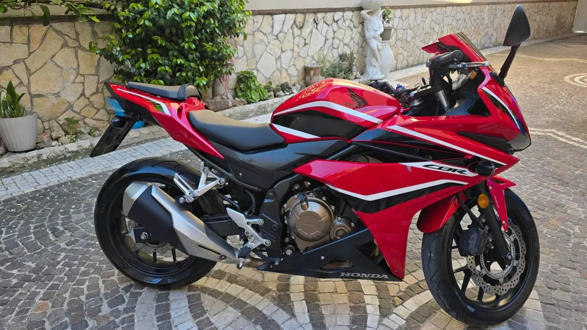 Honda CBR 500 R ABS (2017 - 18) (2)