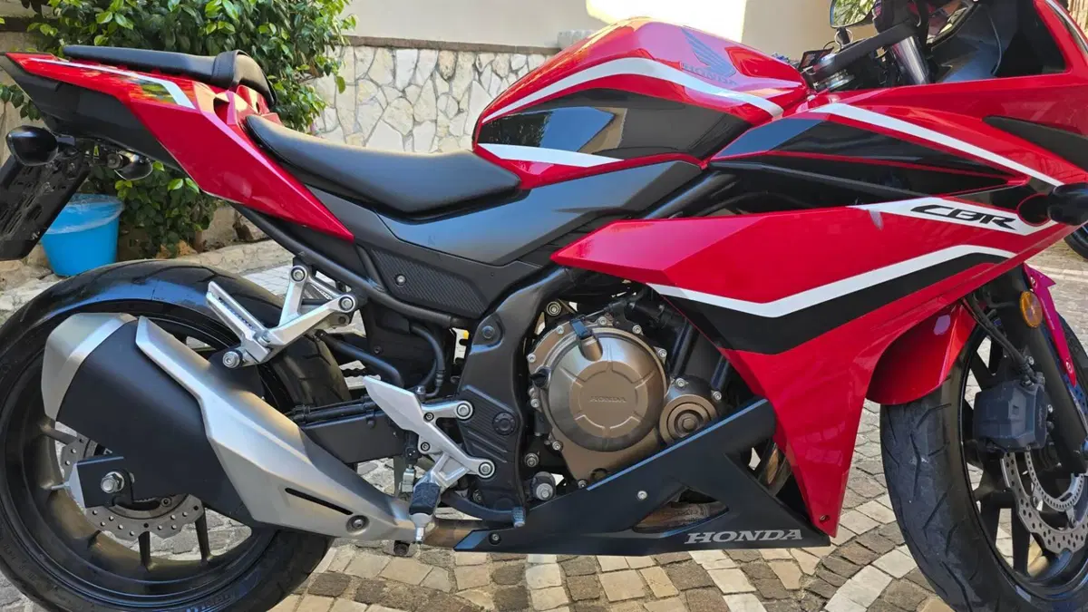 Honda CBR 500 R ABS (2017 - 18) (4)