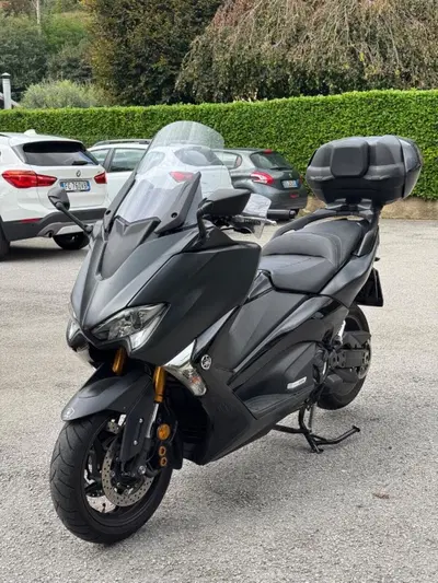 Yamaha T-Max 530 DX (2017 - 19) usata