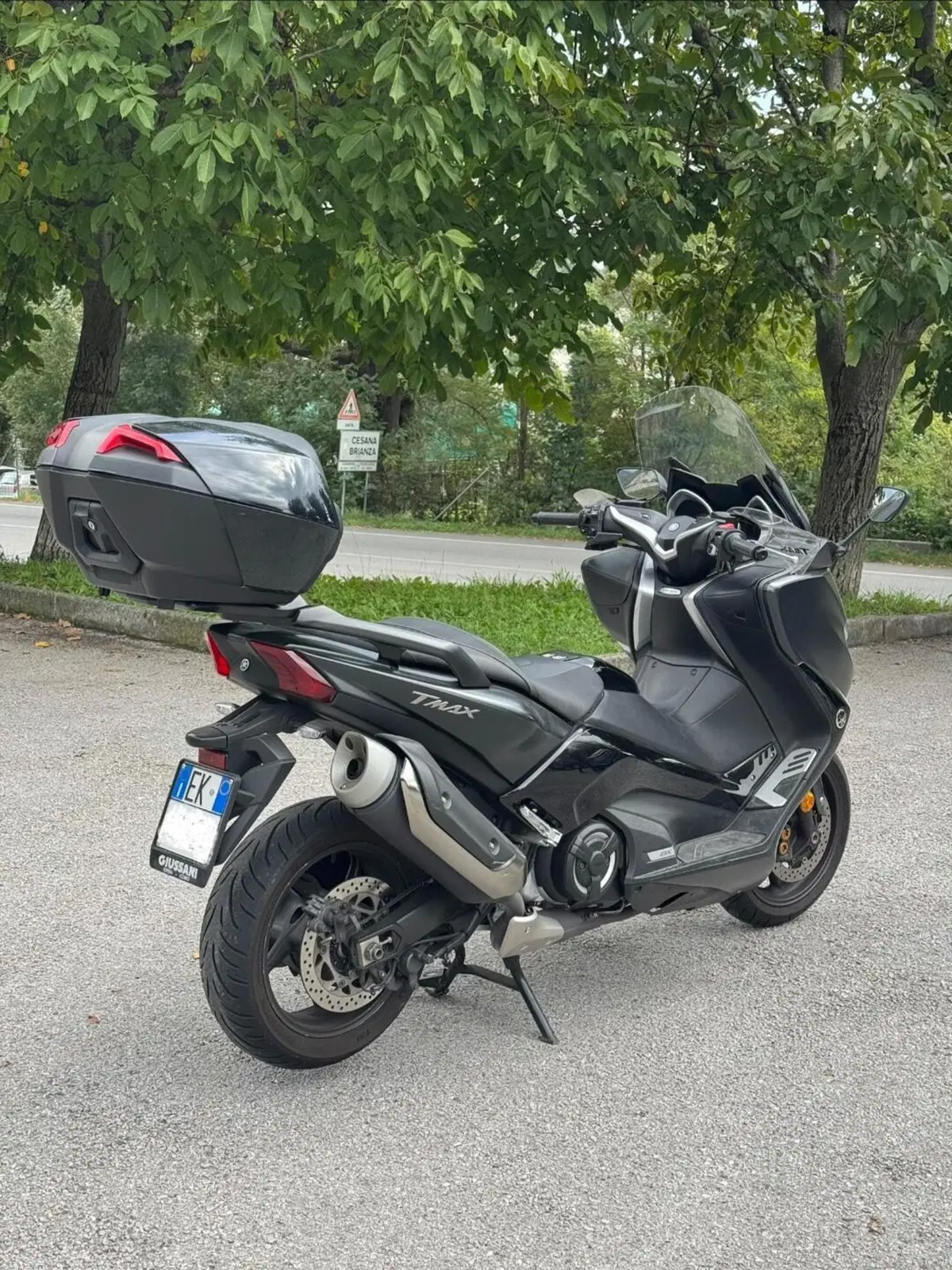 Yamaha T-Max 530 DX (2017 - 19) (3)