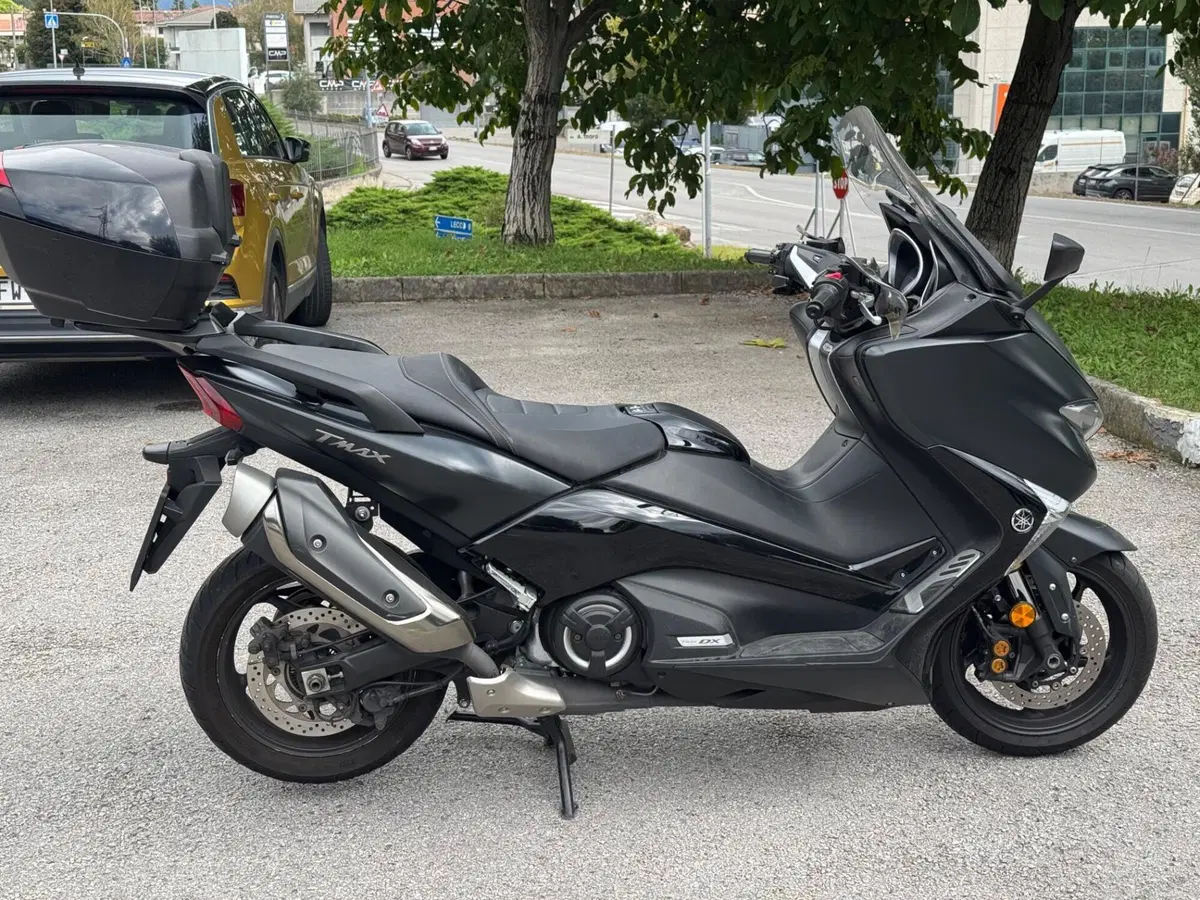 Yamaha T-Max 530 DX (2017 - 19) (4)