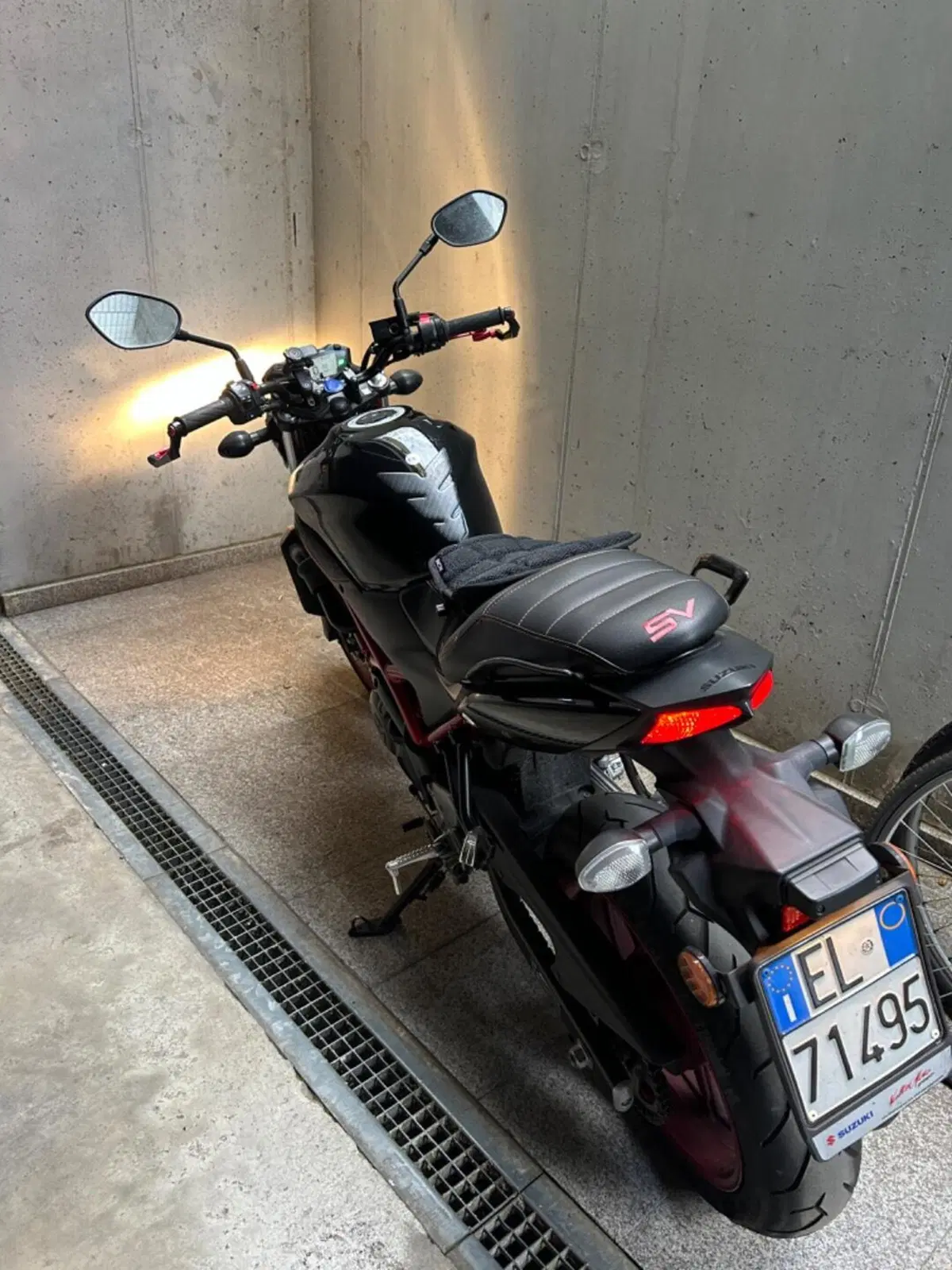 Suzuki SV 650 (2016 - 20) (6)