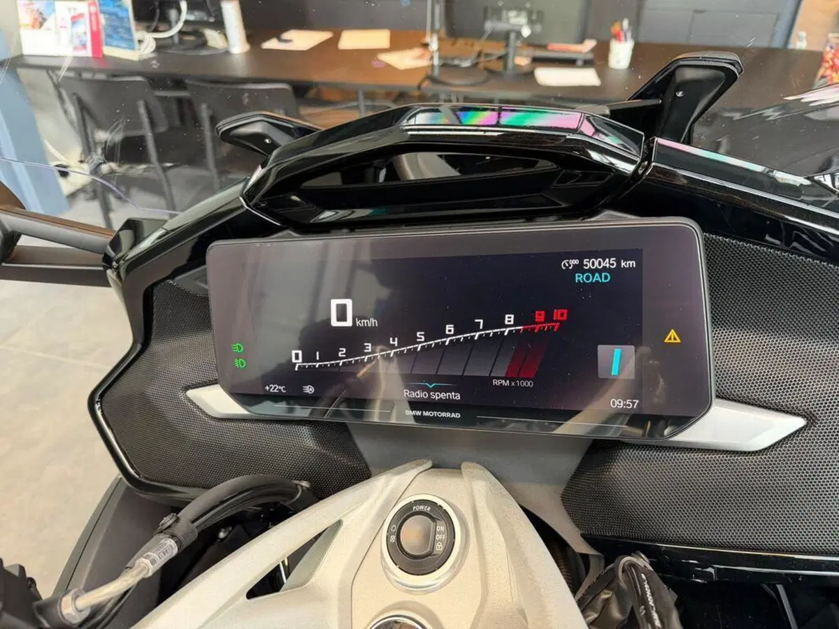 Bmw K 1600 GT (2022 - 27) (10)