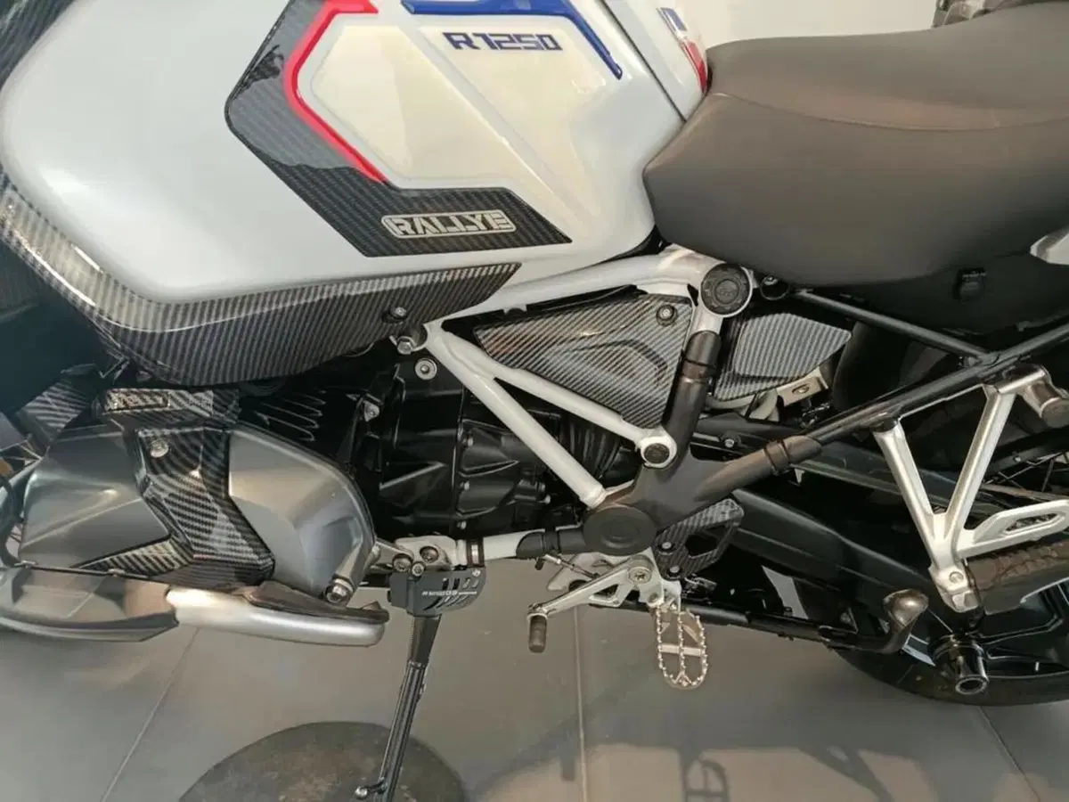 Bmw R 1250 GS Adventure (2021 - 24) (2)