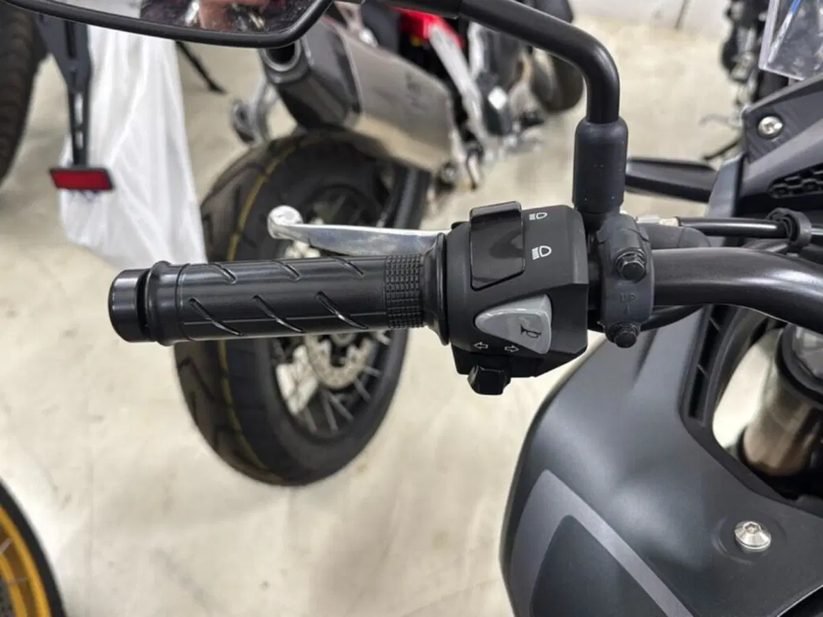 Honda CB 500 X Travel Edition (2022 - 23) (11)