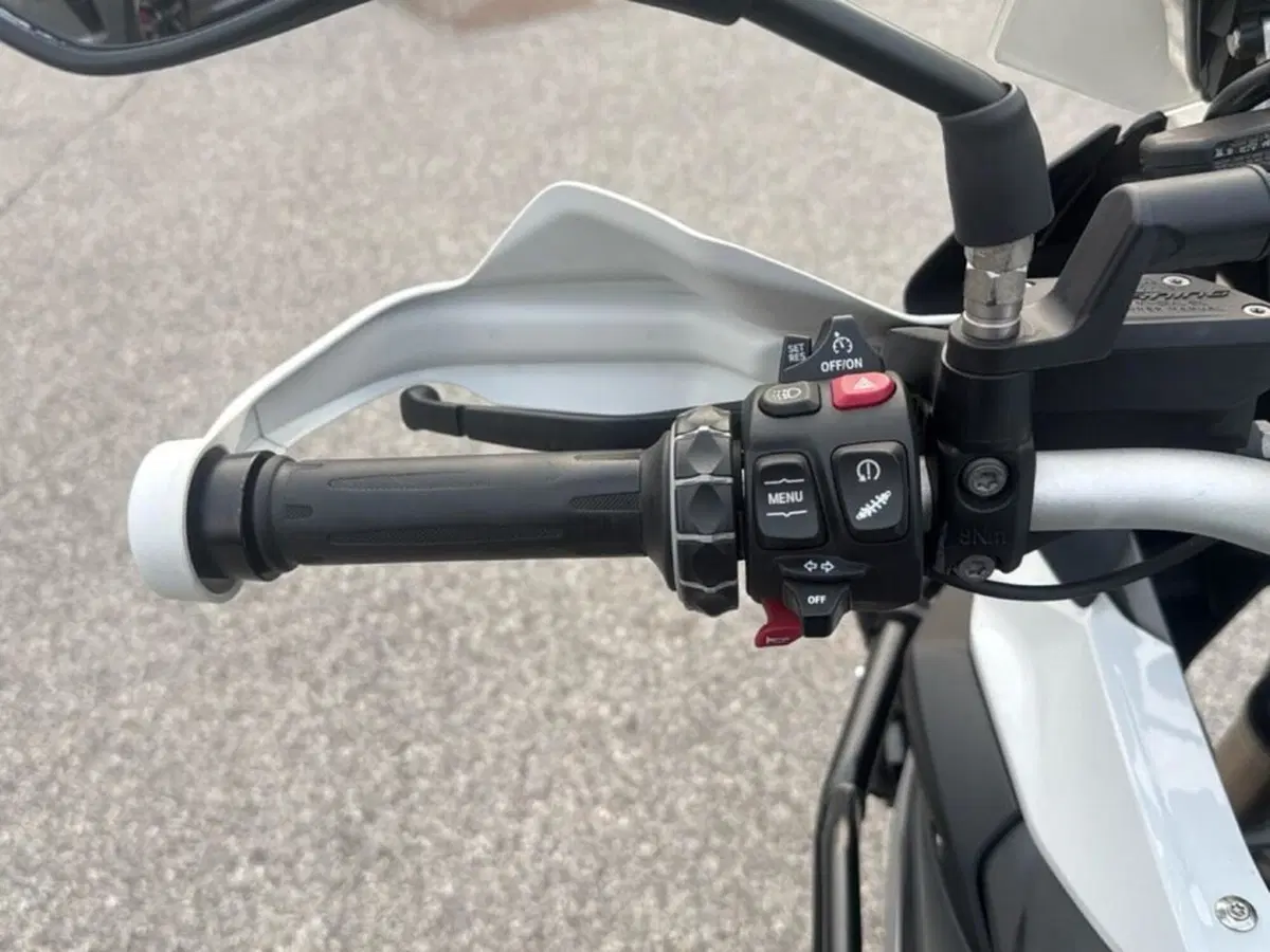 Bmw R 1250 GS (2021 - 24) (9)