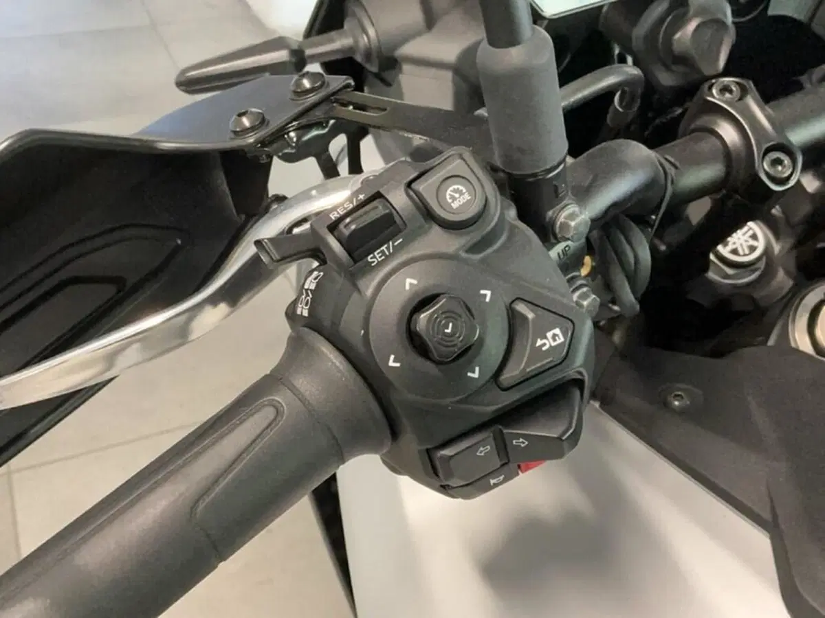 Yamaha Tracer 9 GT (2025 - 26) (9)