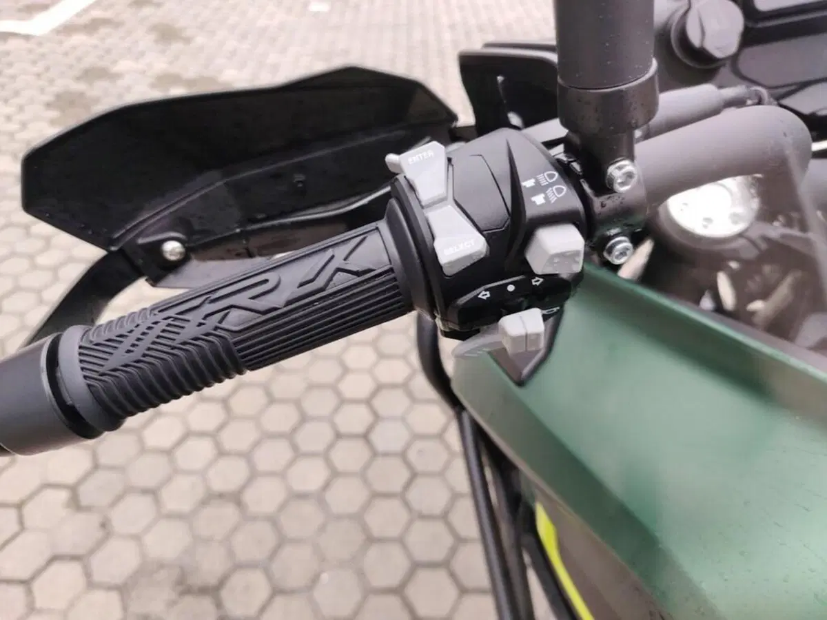 Benelli TRK 702 (2023 - 25) (9)