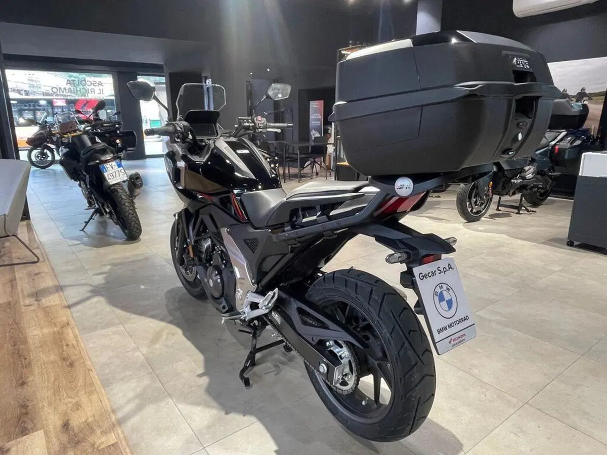 Honda NC 750 X DCT (2025 - 26) (4)