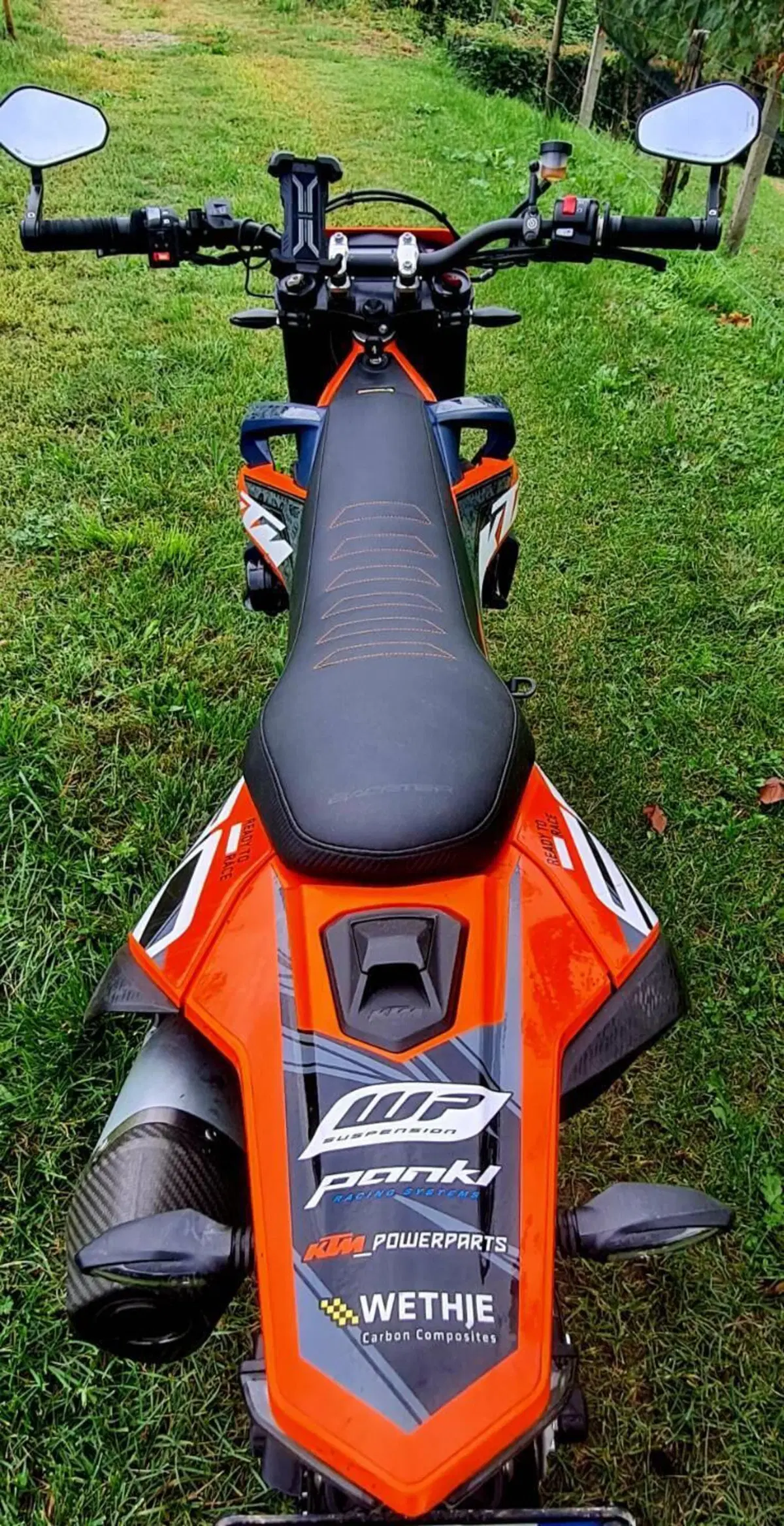 KTM 690 SMC R (2023 - 25) (2)