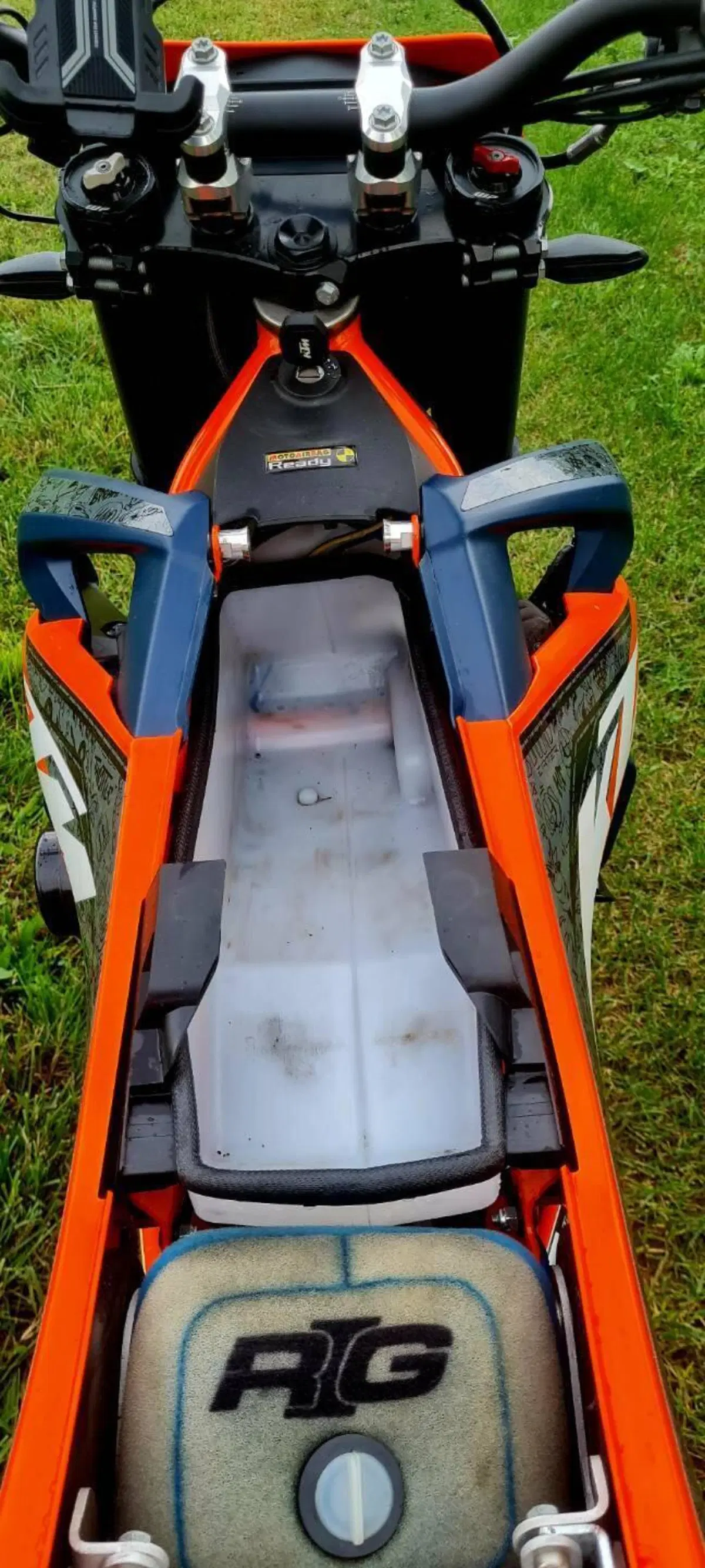 KTM 690 SMC R (2023 - 25) (4)