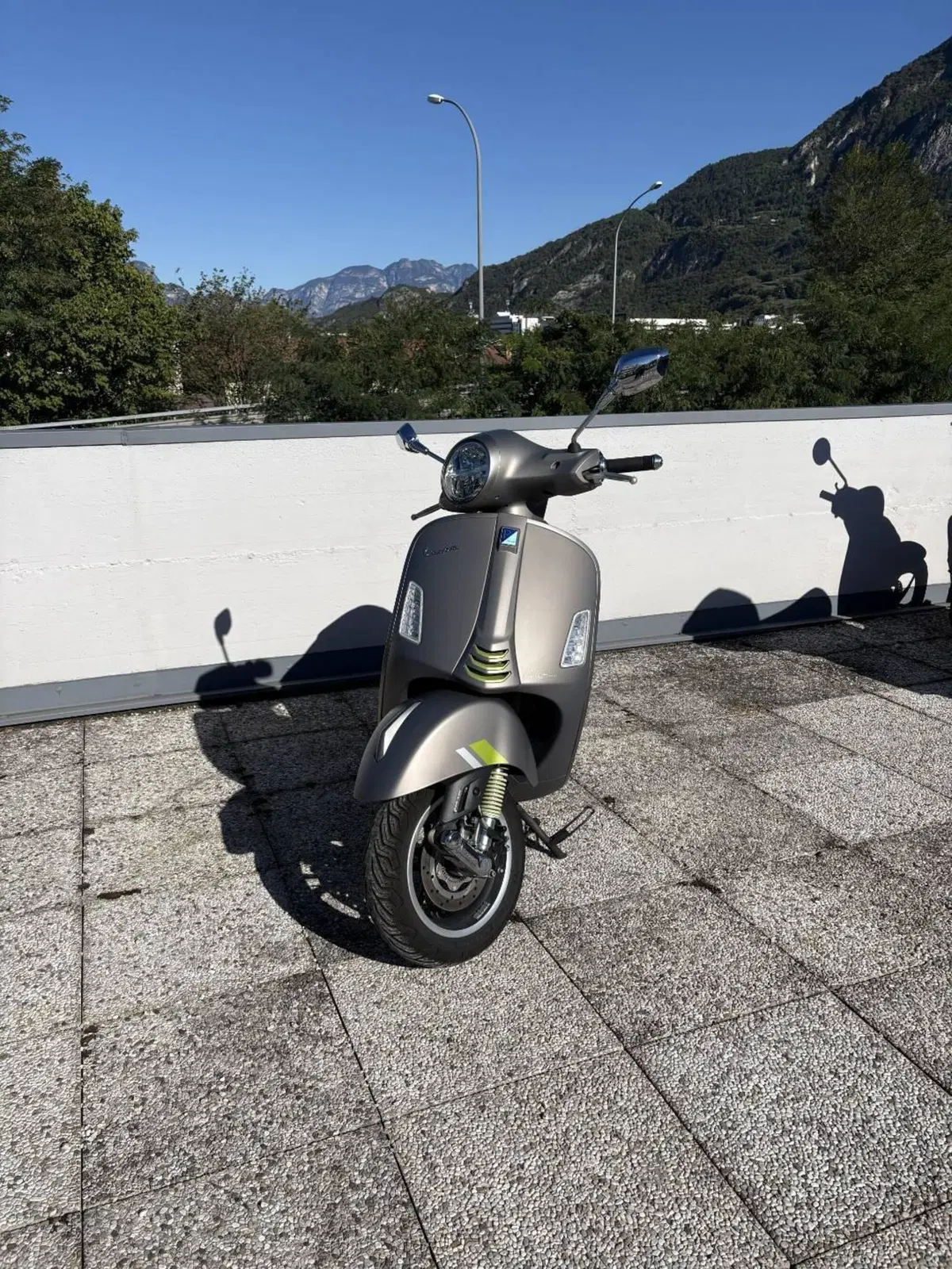 Vespa GTS 300 Super Tech (2023 - 24) (8)