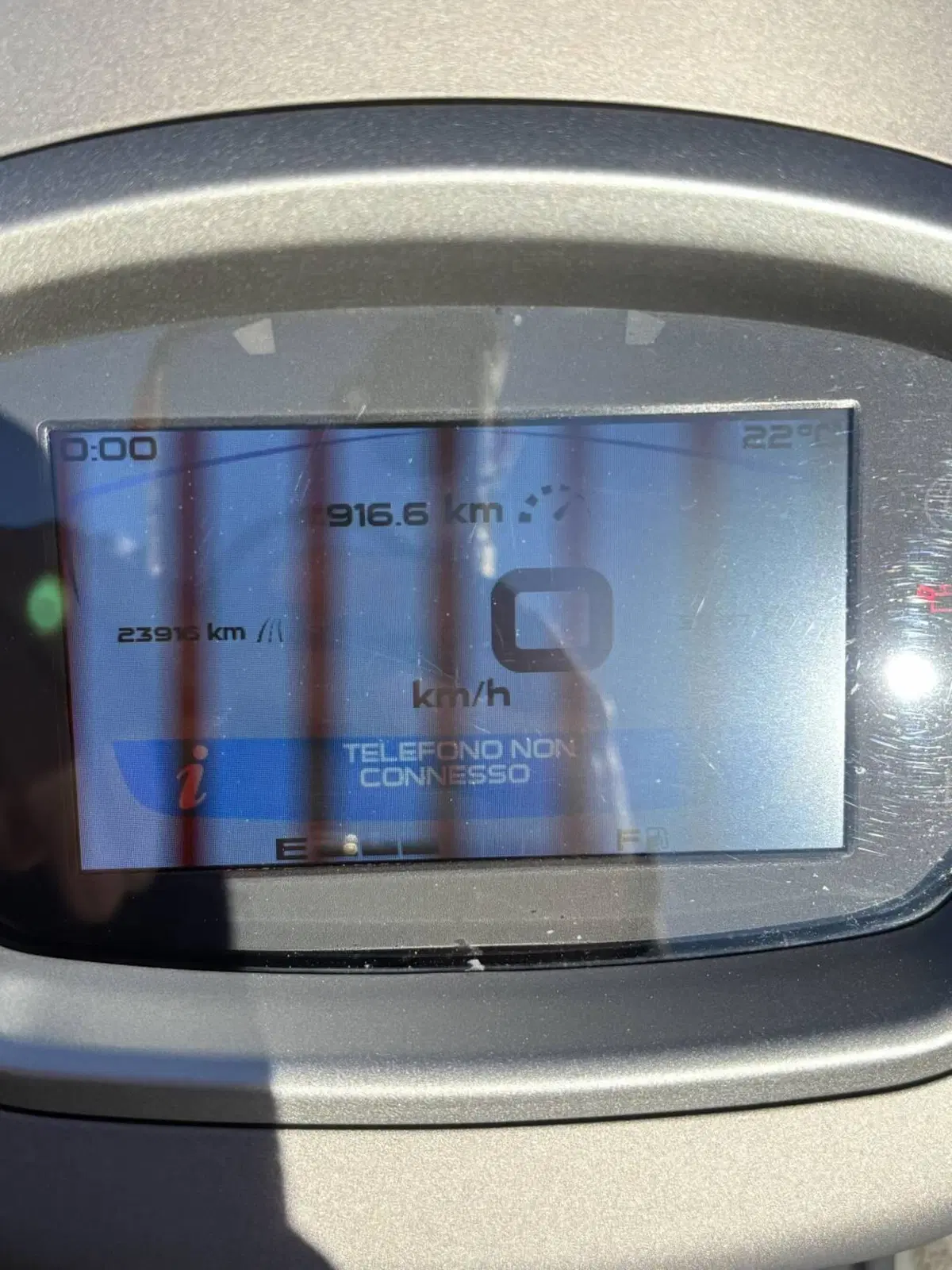 Vespa GTS 300 Super Tech (2023 - 24) (9)
