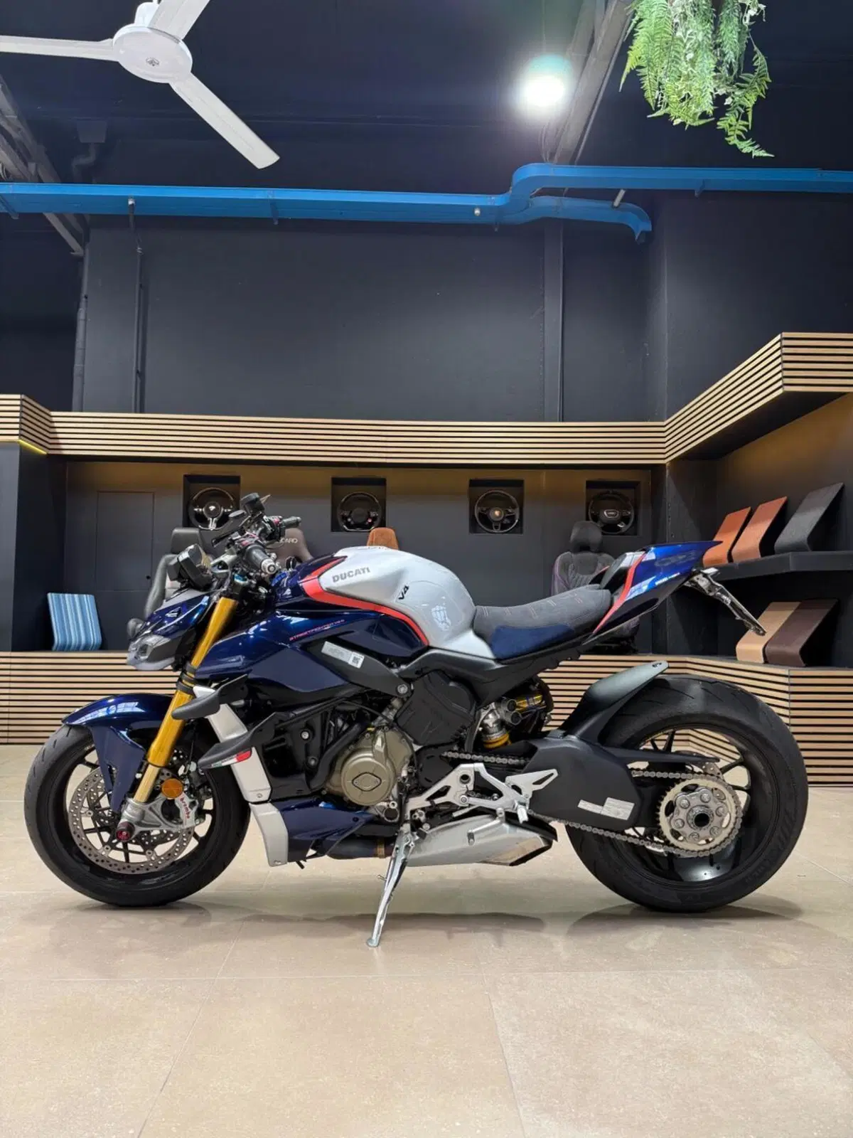 Ducati Streetfighter V4 1100 S (2021 - 22)