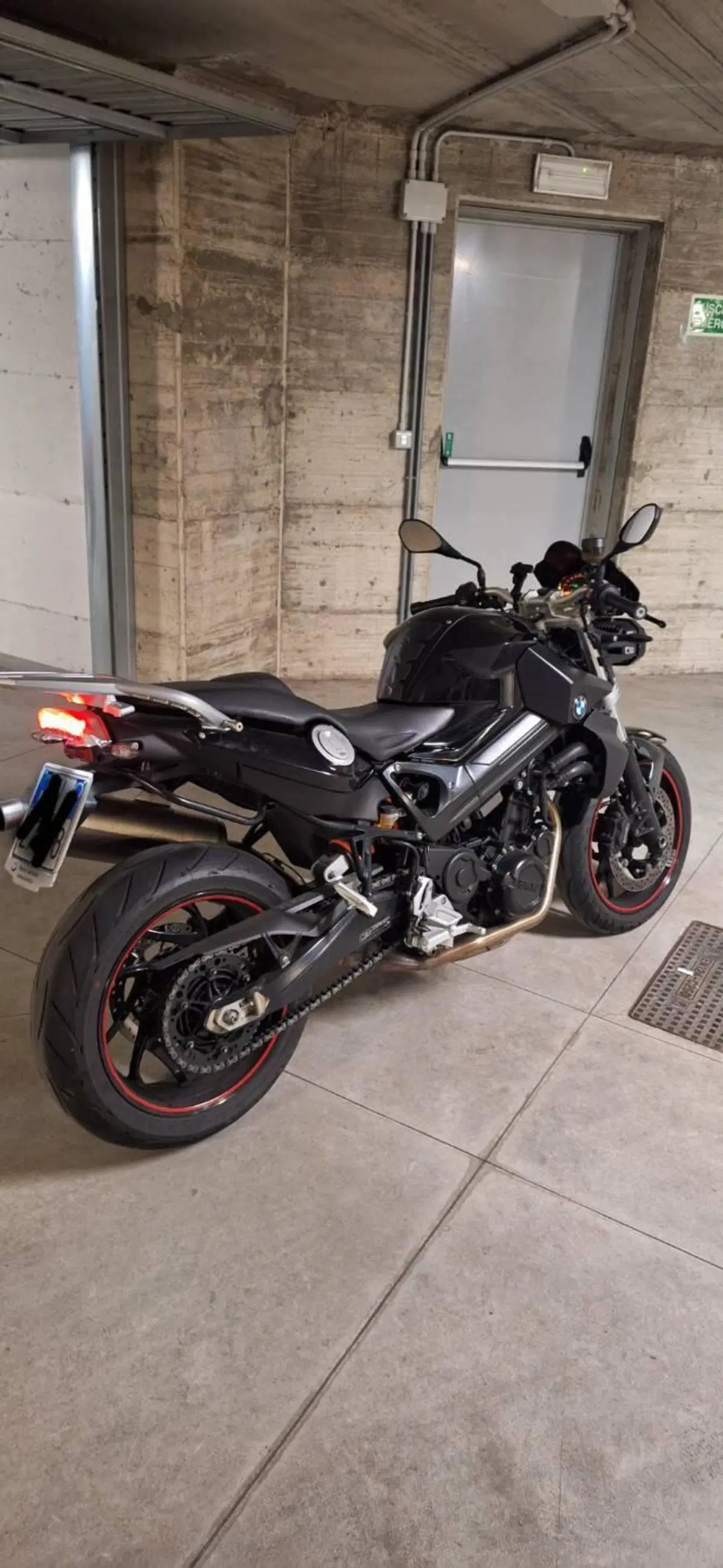 Bmw F 800 R (2009 - 11) (5)