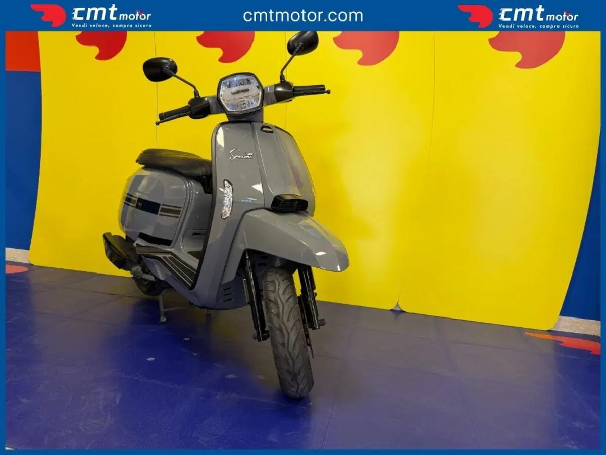 Lambretta V125 Special (2021 - 26) (4)