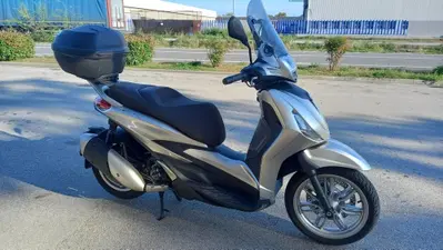 Piaggio Beverly 300 ABS-ASR (2021 - 25) usata