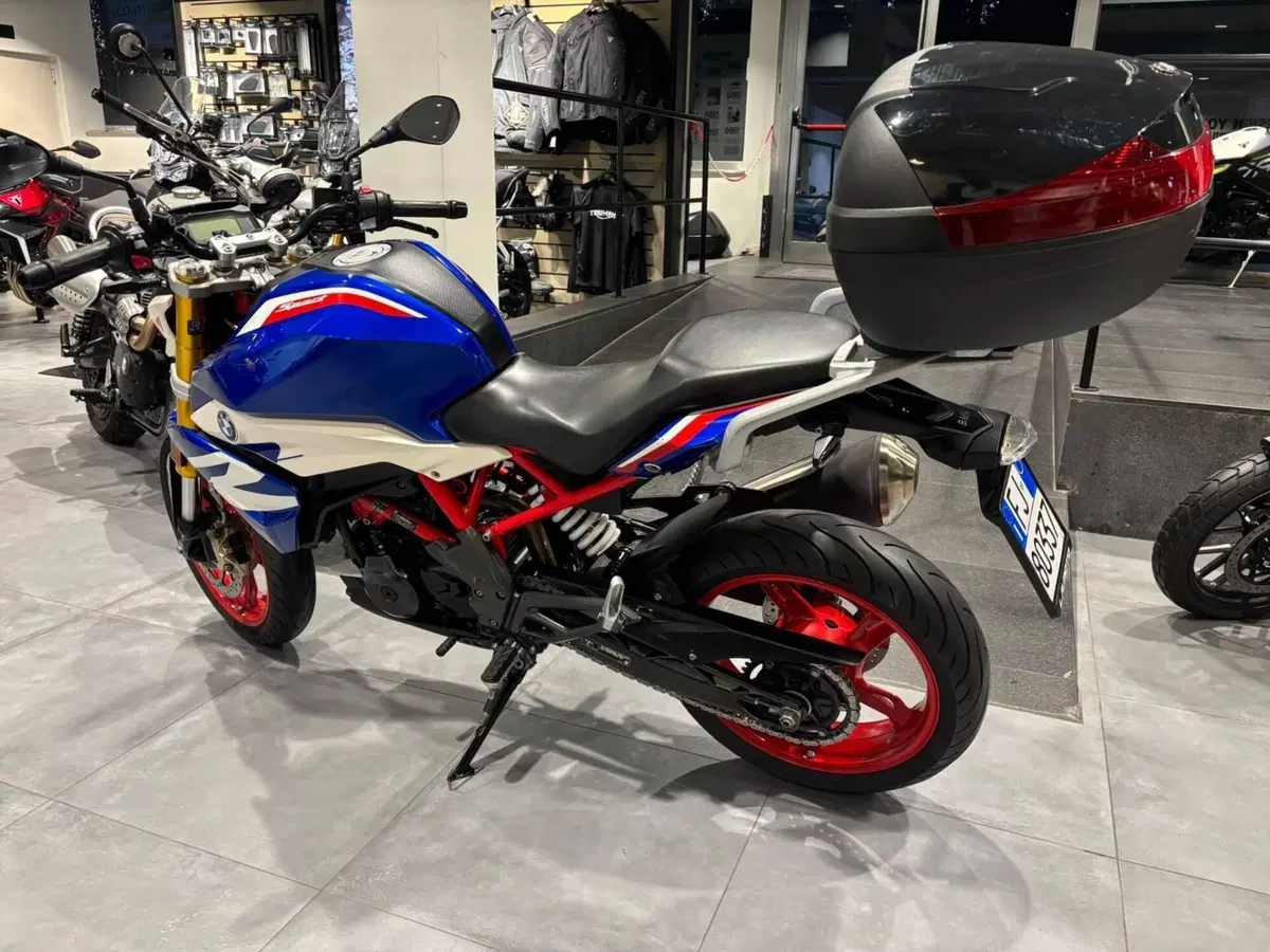 Bmw G 310 R (2021 - 25) (4)