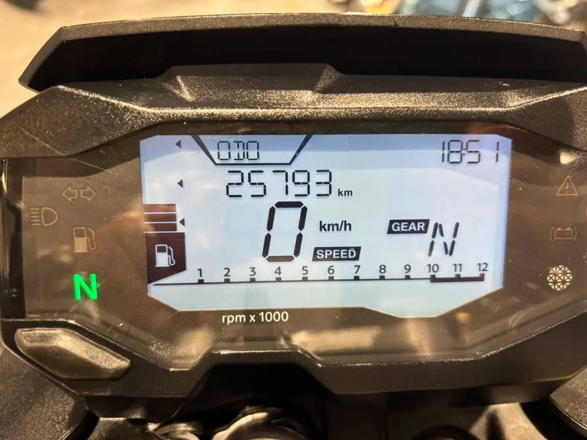 Bmw G 310 R (2021 - 25) (7)
