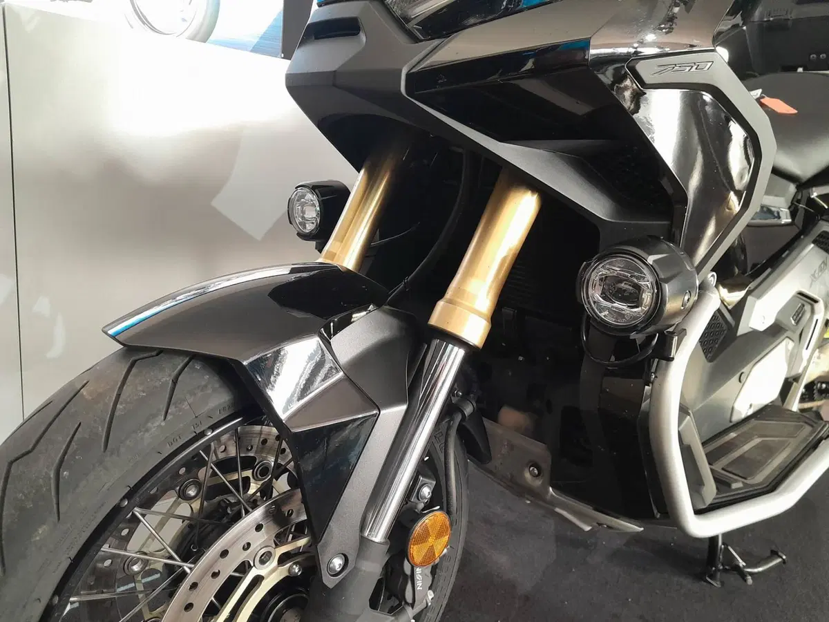 Honda X-ADV 750 DCT (2021 - 24) (5)