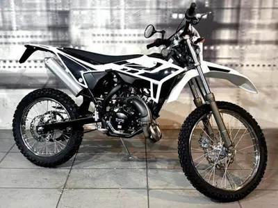 Betamotor RR 50 Enduro (2021 - 26) nuova