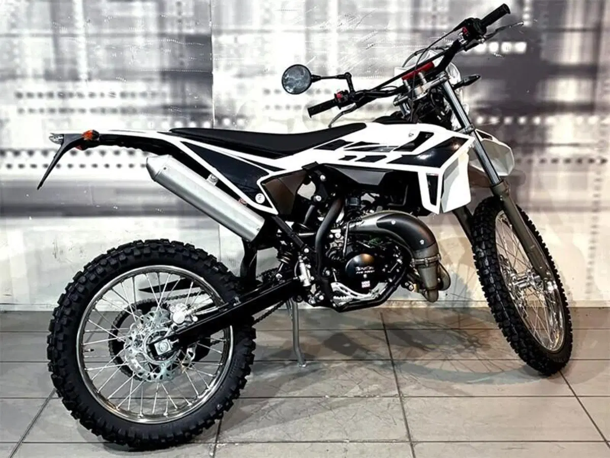 Betamotor RR 50 Enduro (2021 - 26) (5)