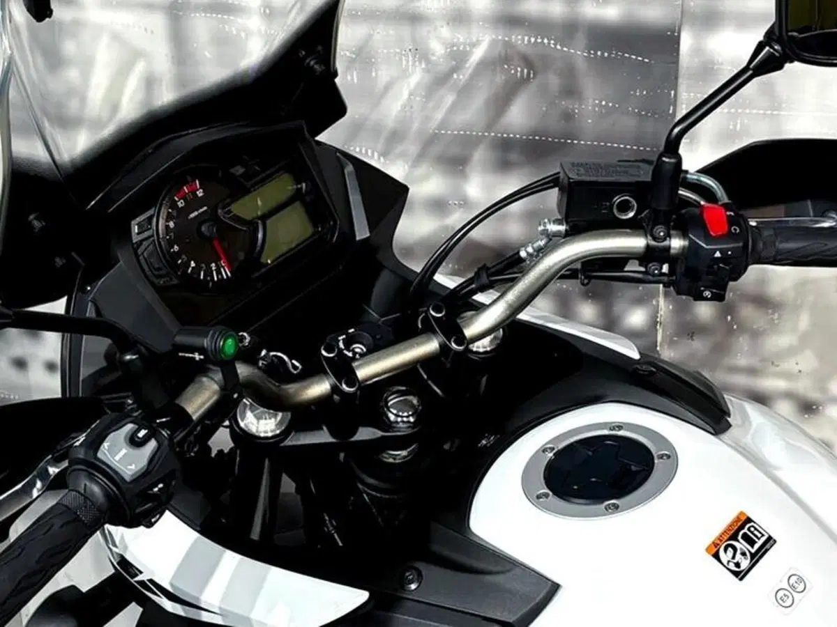 Suzuki V-Strom 650 (2021 - 25) (5)