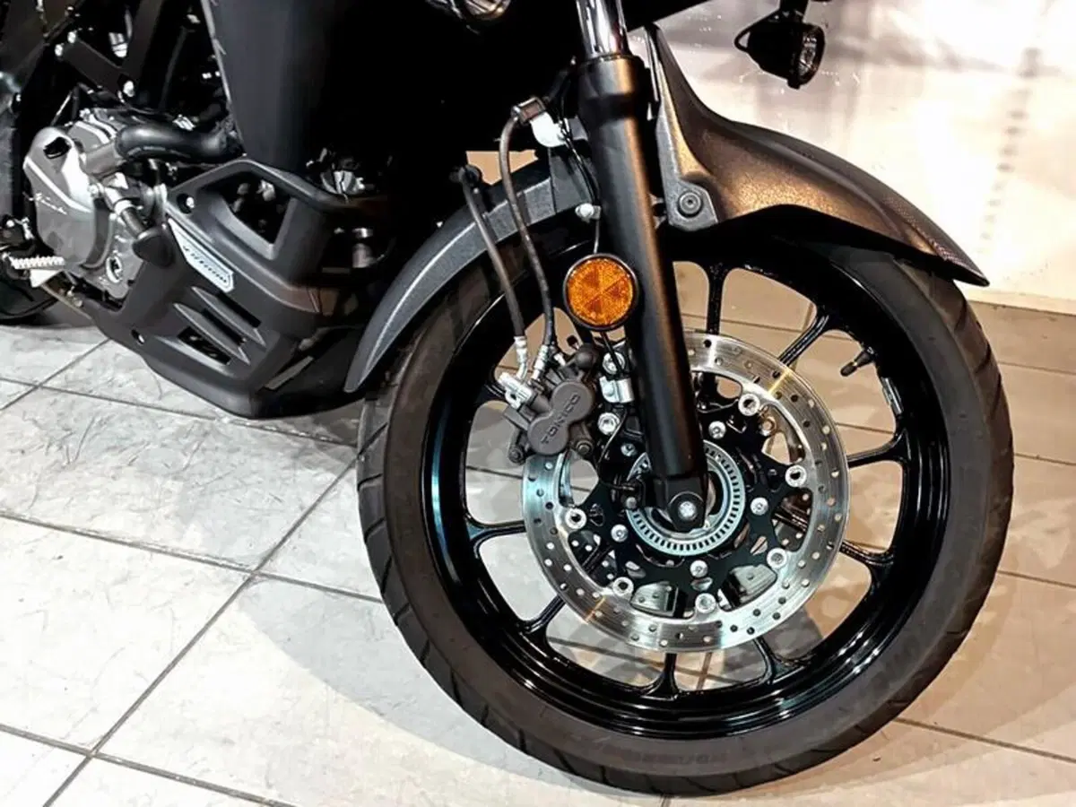Suzuki V-Strom 650 (2021 - 25) (8)