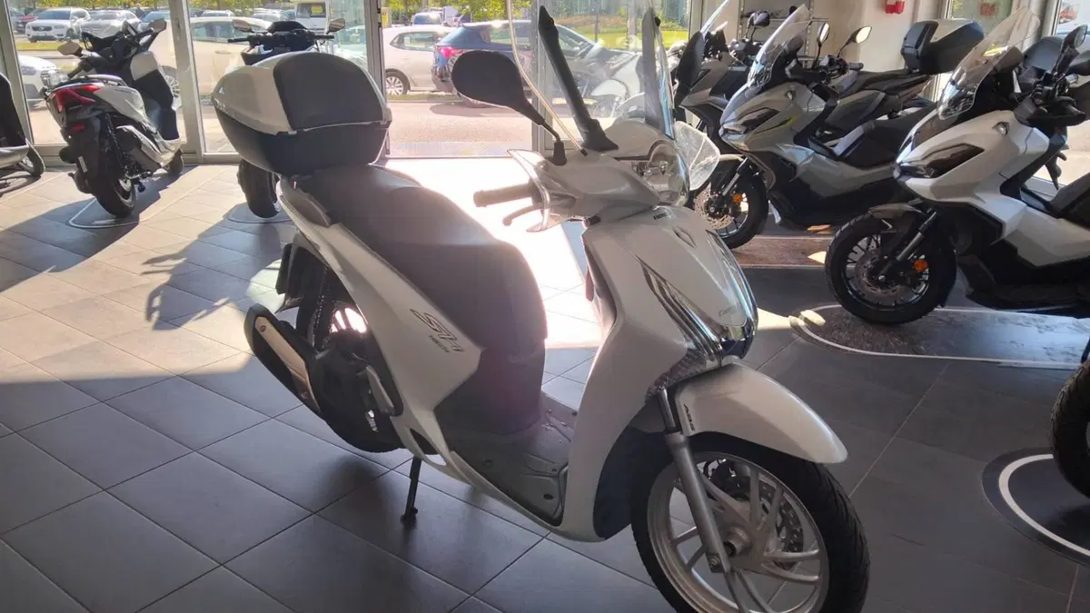 Honda SH 150i ABS (2013 - 16) (3)