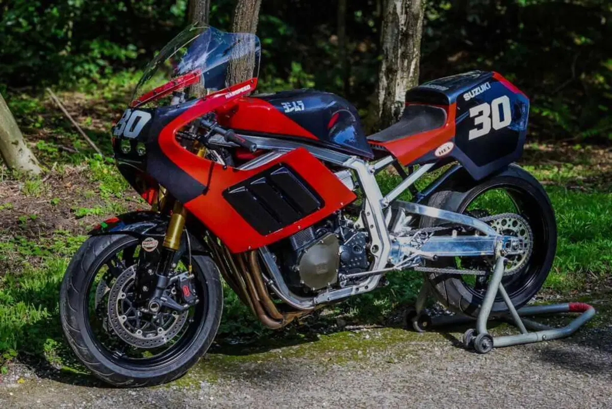 7/11 Heaven, la rinascita della Suzuki GSX-R Slabside nel restomod firmato Nabspeed Moto (2)