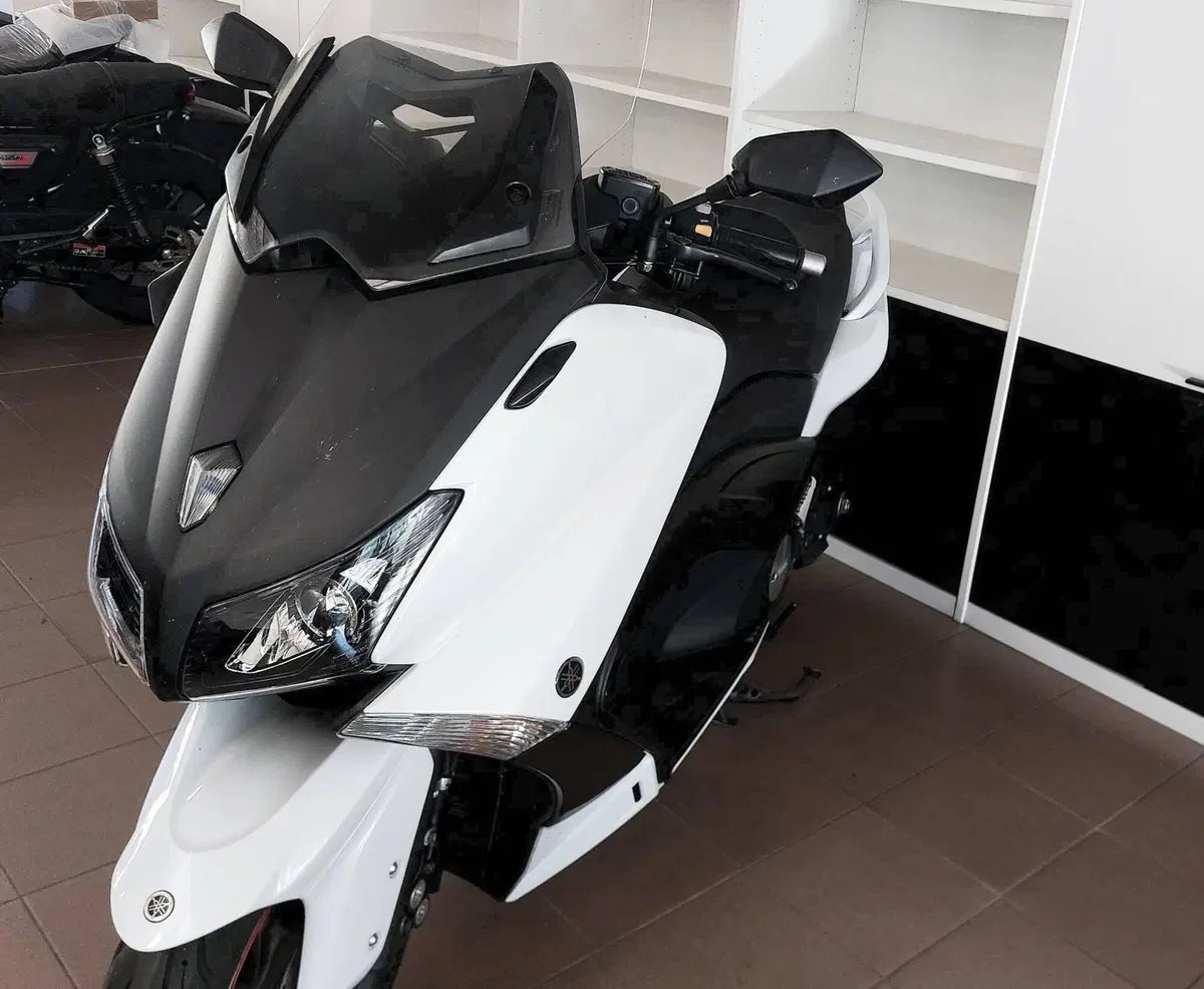 Yamaha T-Max 530 (2012 - 14) (5)