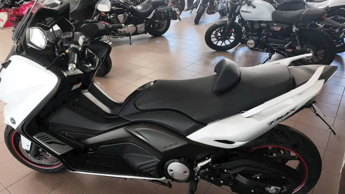 Yamaha T-Max 530 (2012 - 14) (8)
