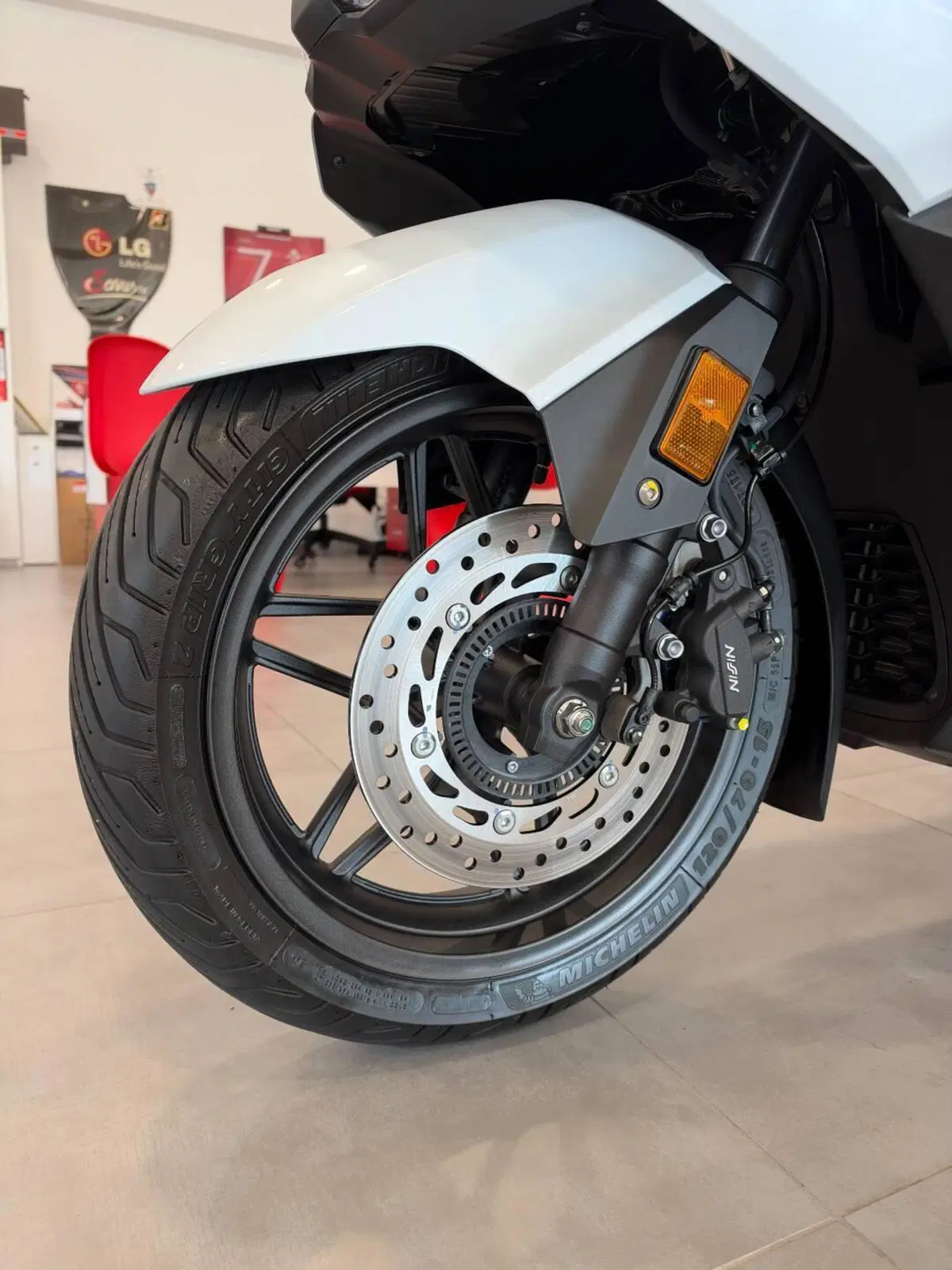 Honda Forza 350 (2025 - 26) (11)