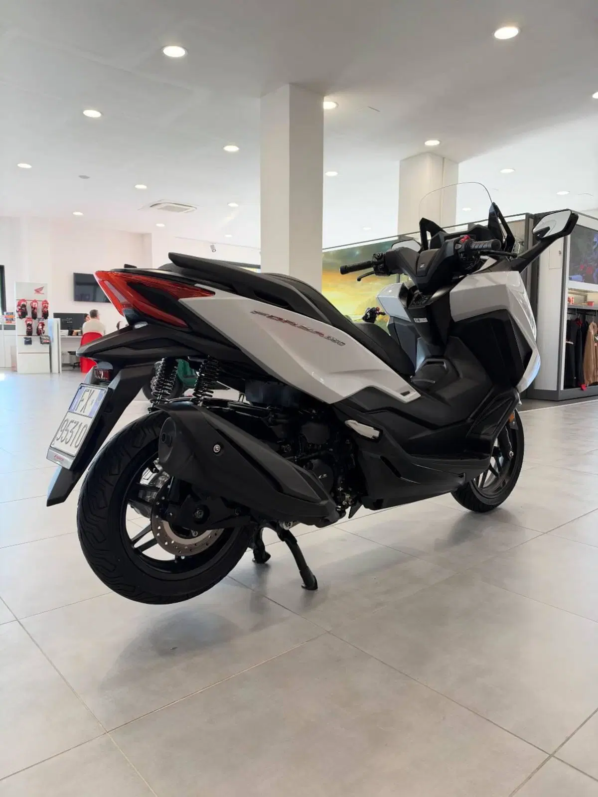 Honda Forza 350 (2025 - 26) (8)