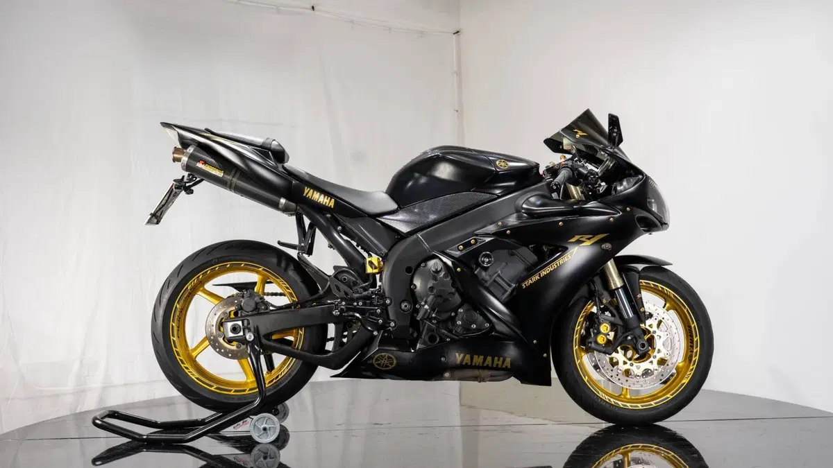 Yamaha YZF R1 (2004 - 05) (6)