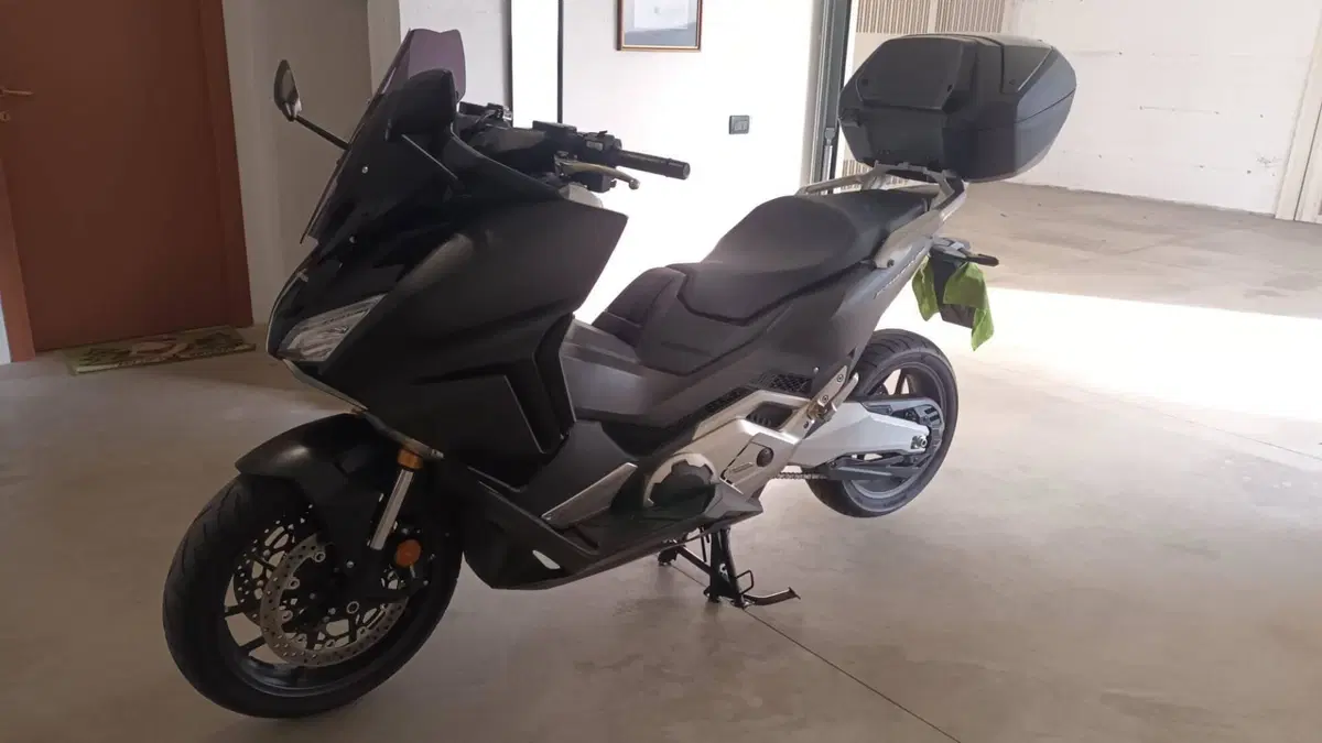 Honda Forza 750 DCT Urban (2021 - 24) (9)