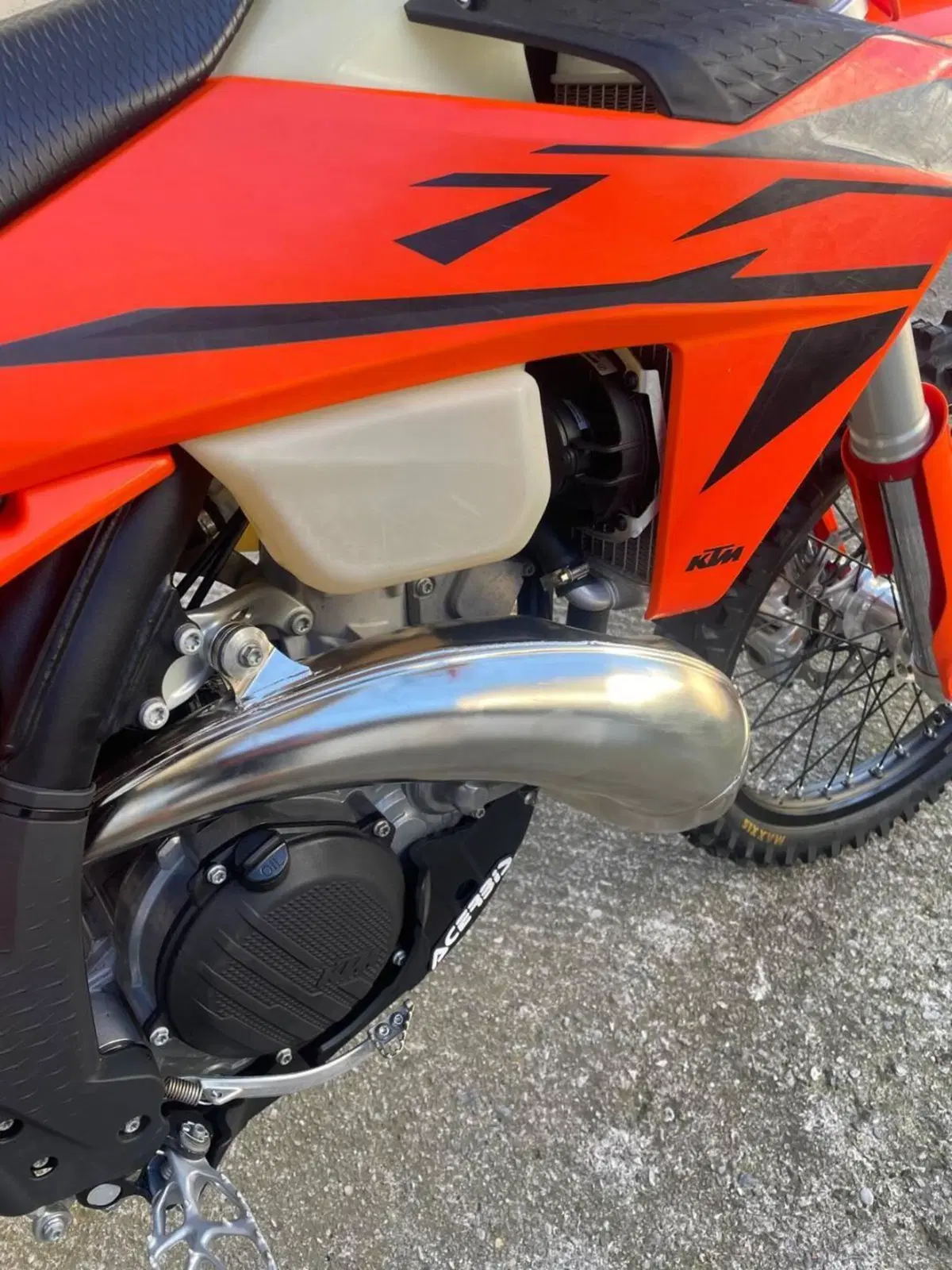 KTM 250 EXC (2025) (3)