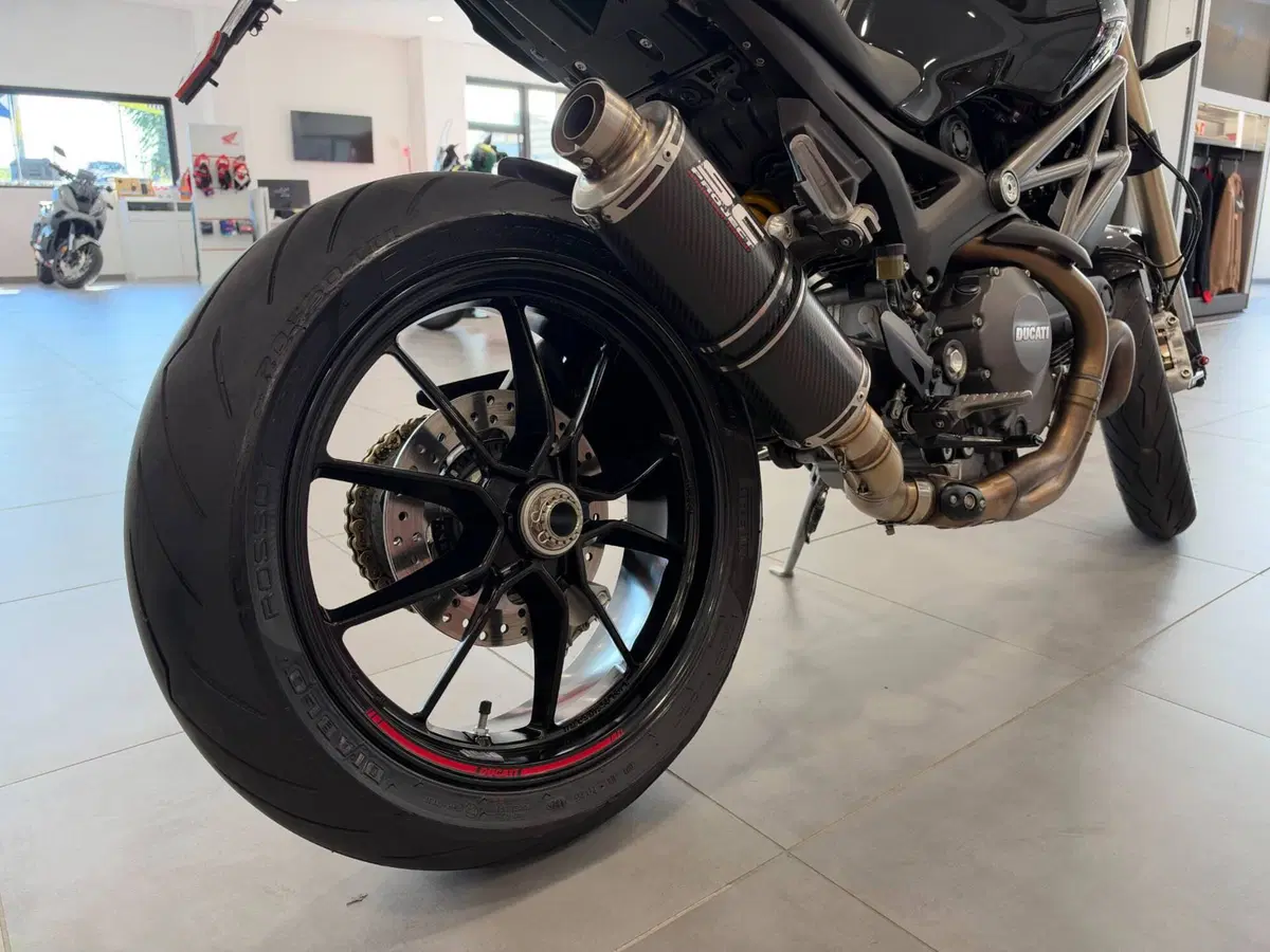 Ducati Monster 1100 Evo ABS (2011 - 13) (13)