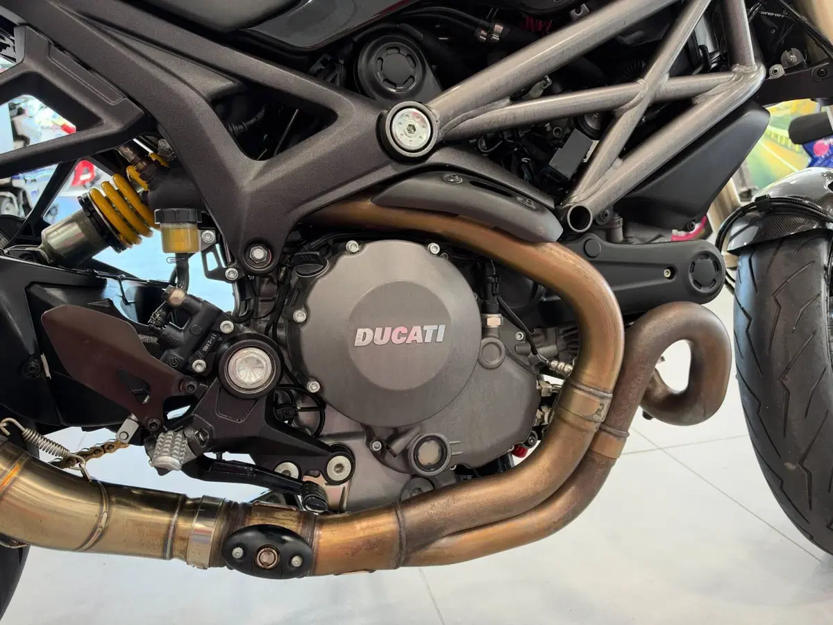 Ducati Monster 1100 Evo ABS (2011 - 13) (15)