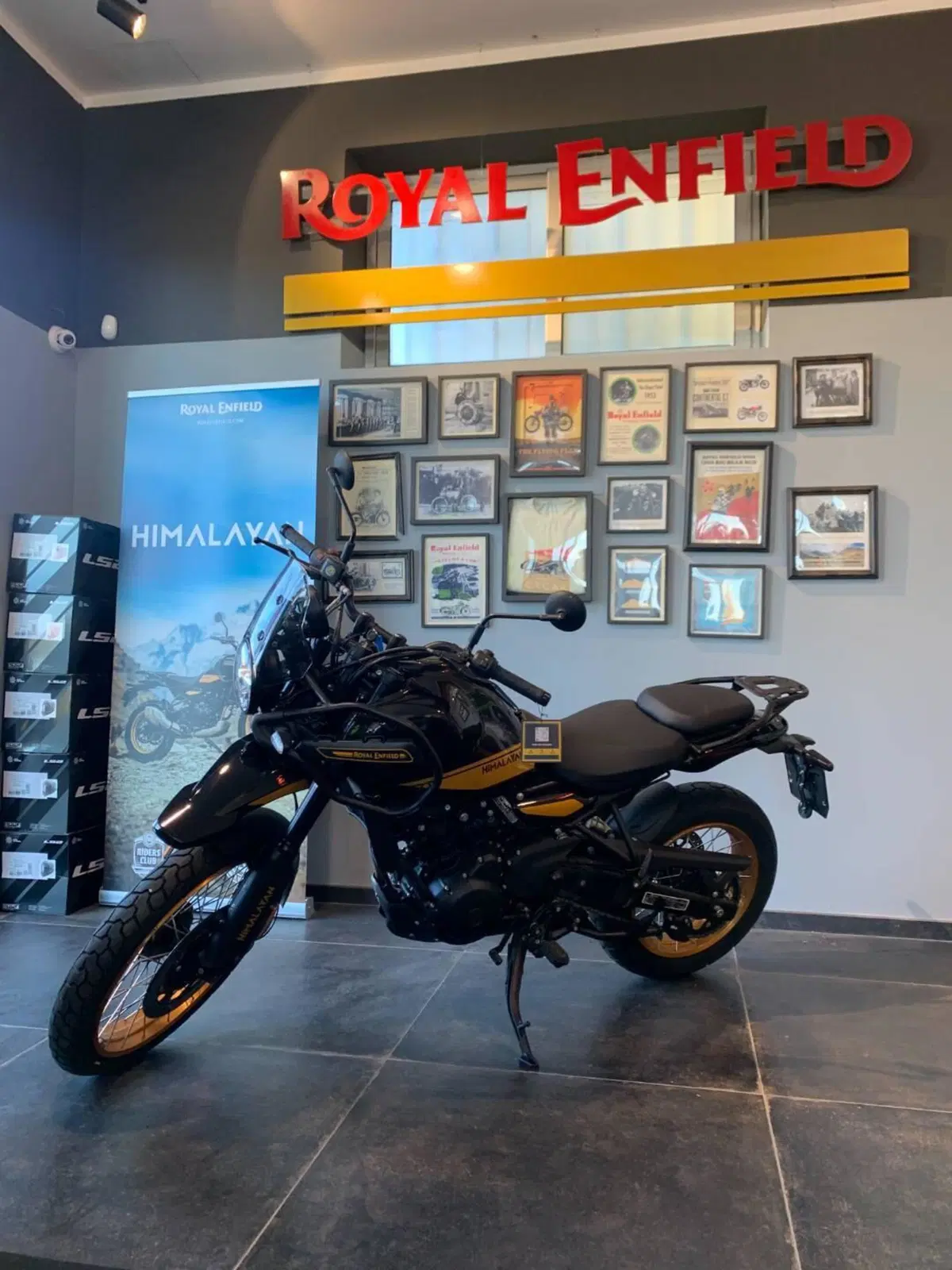 Royal Enfield Himalayan 450 Tubeless (2024 - 26) (2)