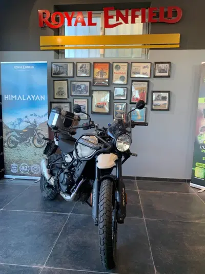 Royal Enfield Himalayan 450 (2024 - 26) usata