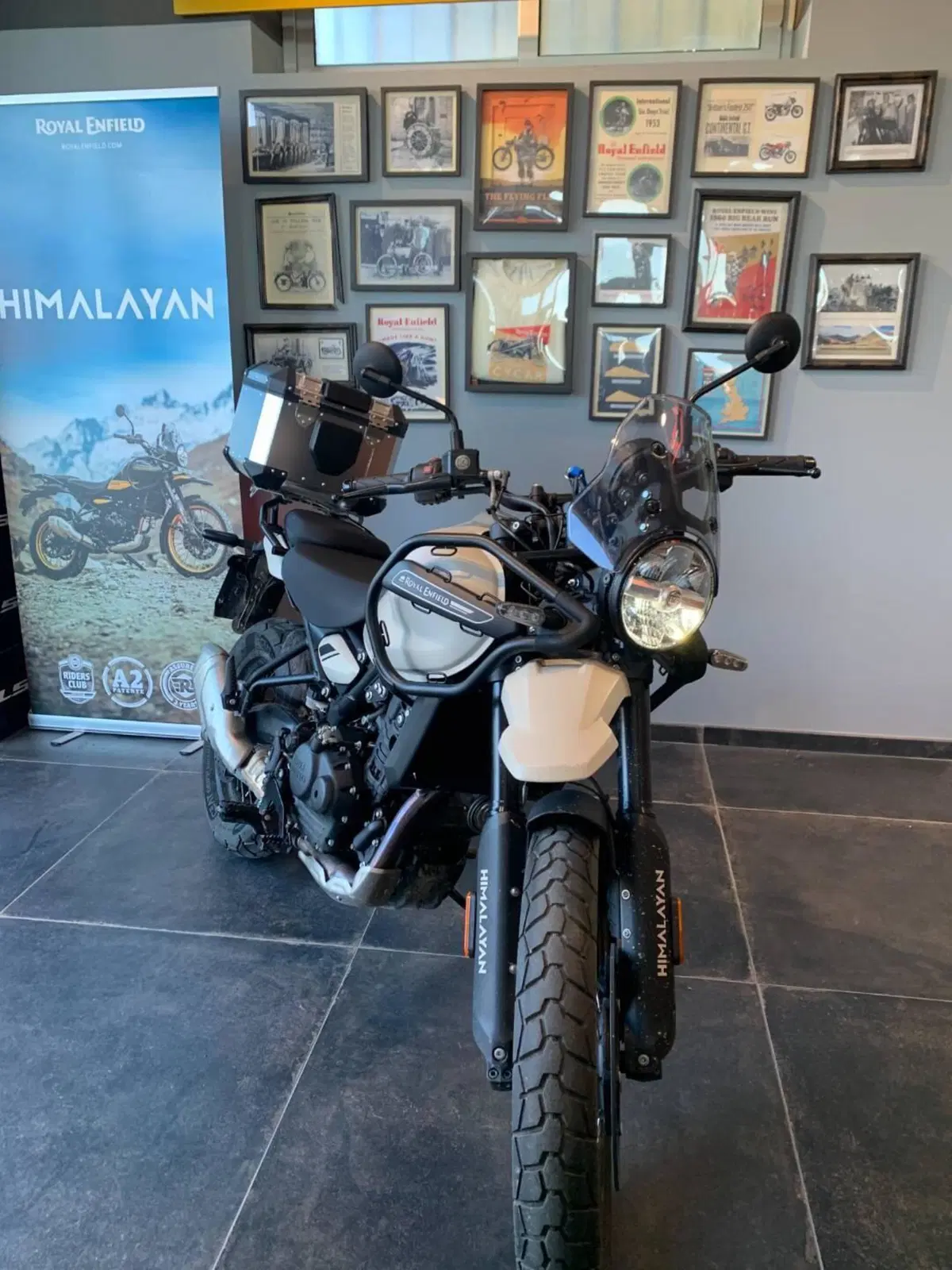 Royal Enfield Himalayan 450 (2024 - 26) (2)