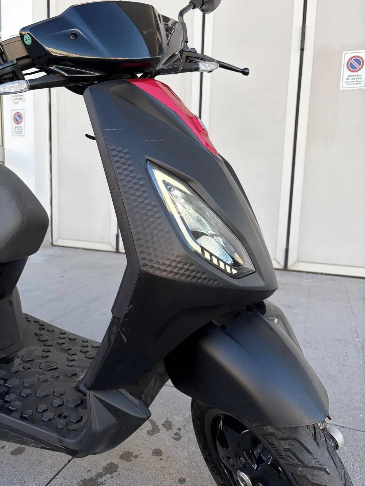 Piaggio 1 Active (2022 - 26) (5)