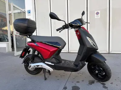 Piaggio 1 Active (2022 - 26) usata