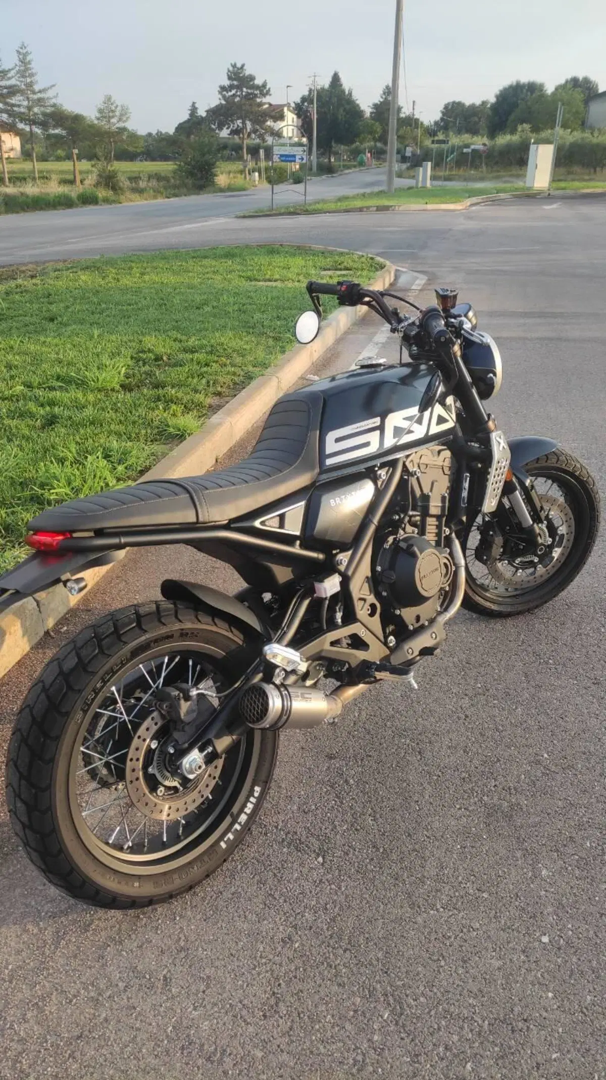 Brixton Motorcycles Crossfire 500 X (2021 - 26) (2)